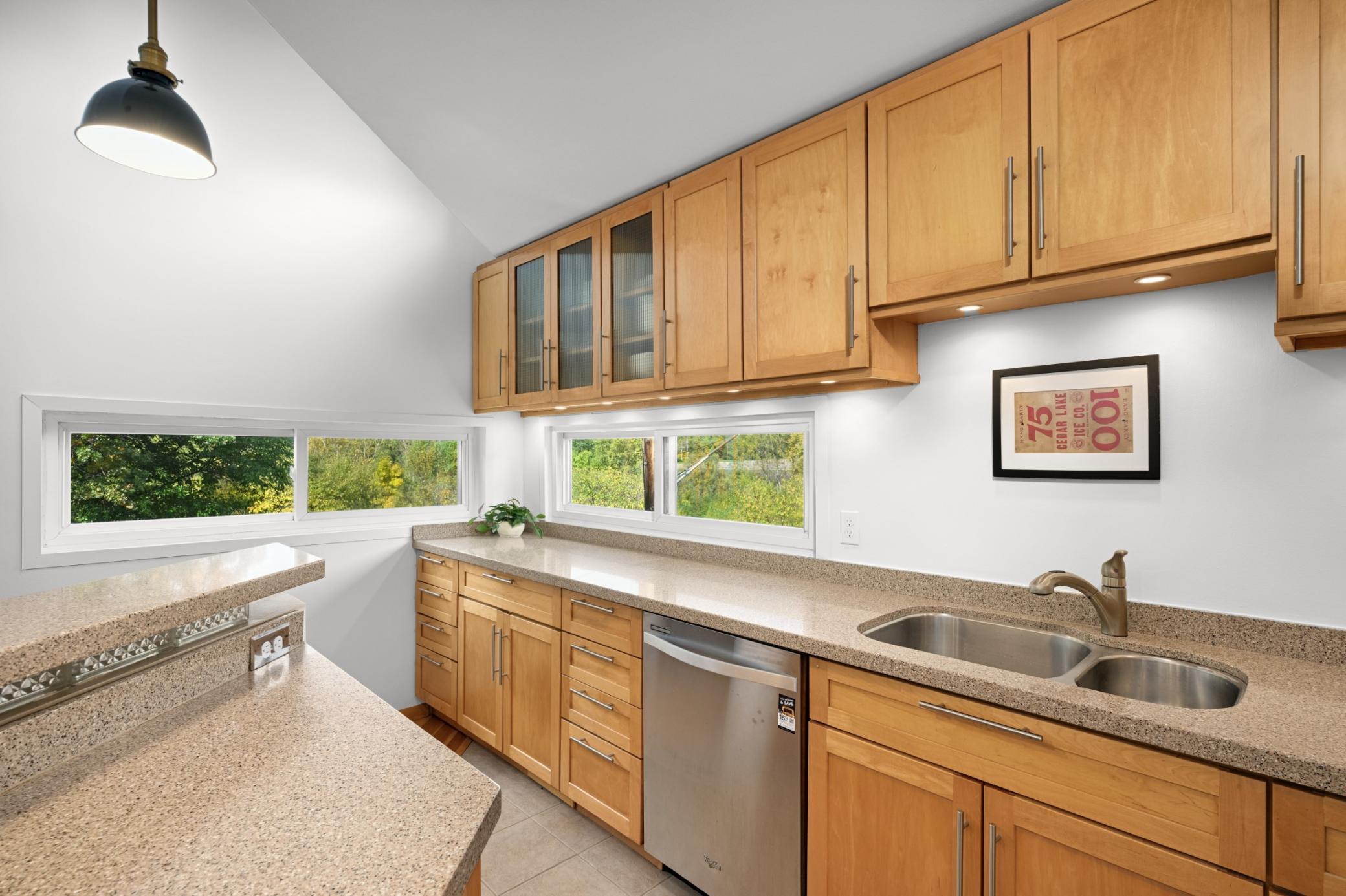 View of Residential at 3709 Cedar Lake Road, Minneapolis MN 55416, Minneapolis (15 of 41) - Mike Wilen | Minnesota Team Real Estate