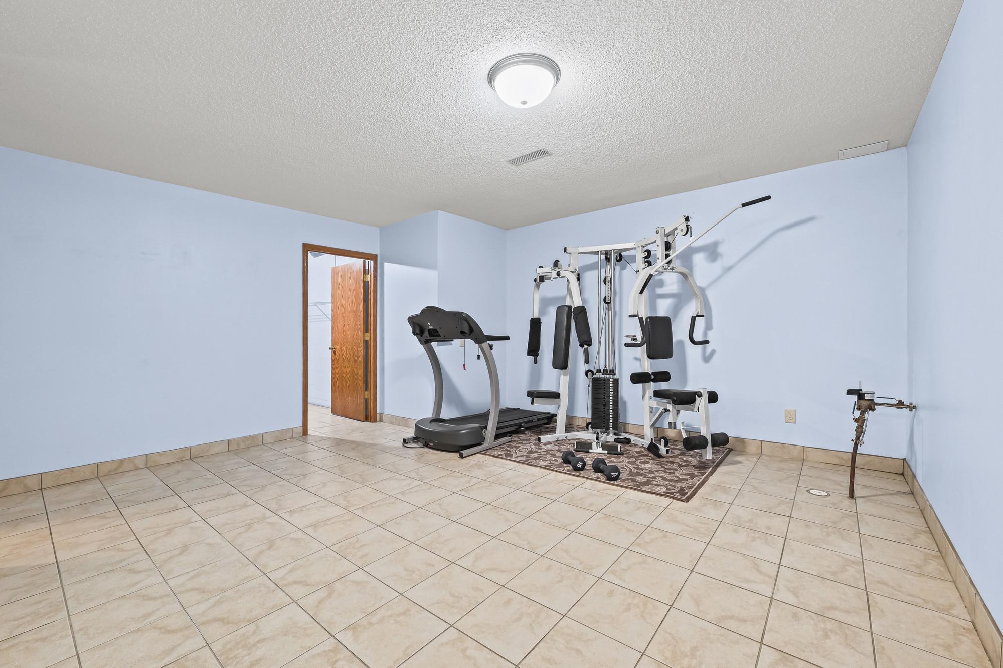 View of Residential at 611 Bellvue Lane, Brooklyn Center MN 55430, Brooklyn Center (47 of 59) - Mike Wilen | Minnesota Team Real Estate