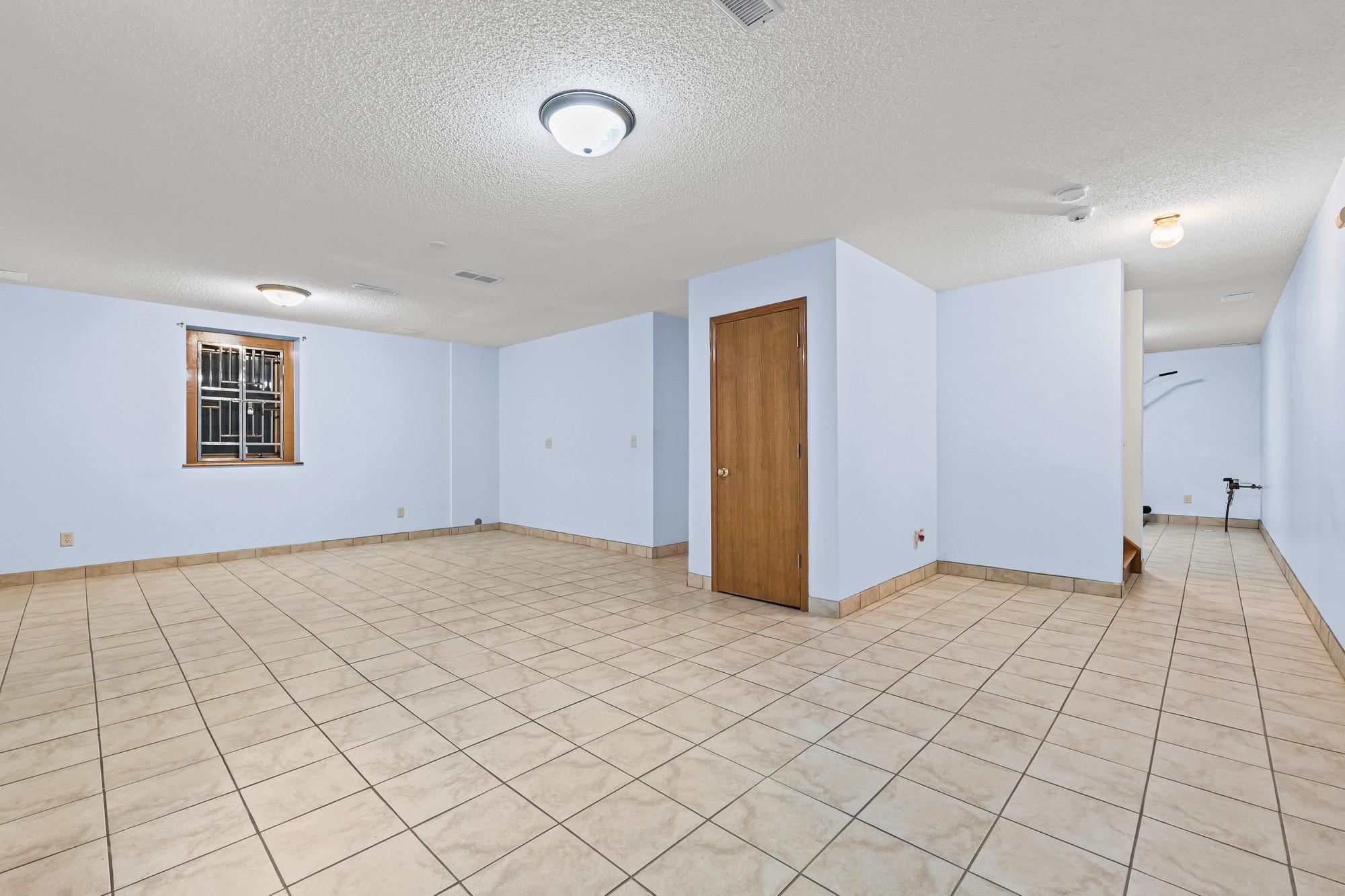 View of Residential at 611 Bellvue Lane, Brooklyn Center MN 55430, Brooklyn Center (43 of 59) - Mike Wilen | Minnesota Team Real Estate