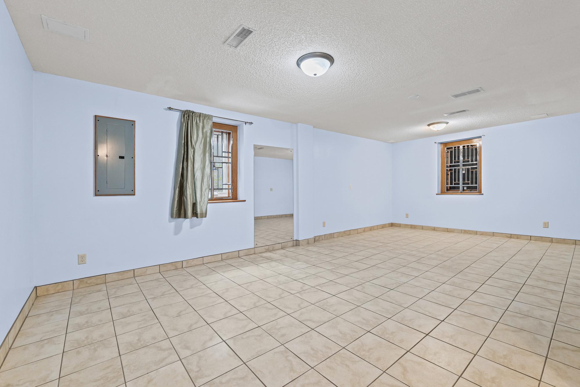 View of Residential at 611 Bellvue Lane, Brooklyn Center MN 55430, Brooklyn Center (42 of 59) - Mike Wilen | Minnesota Team Real Estate
