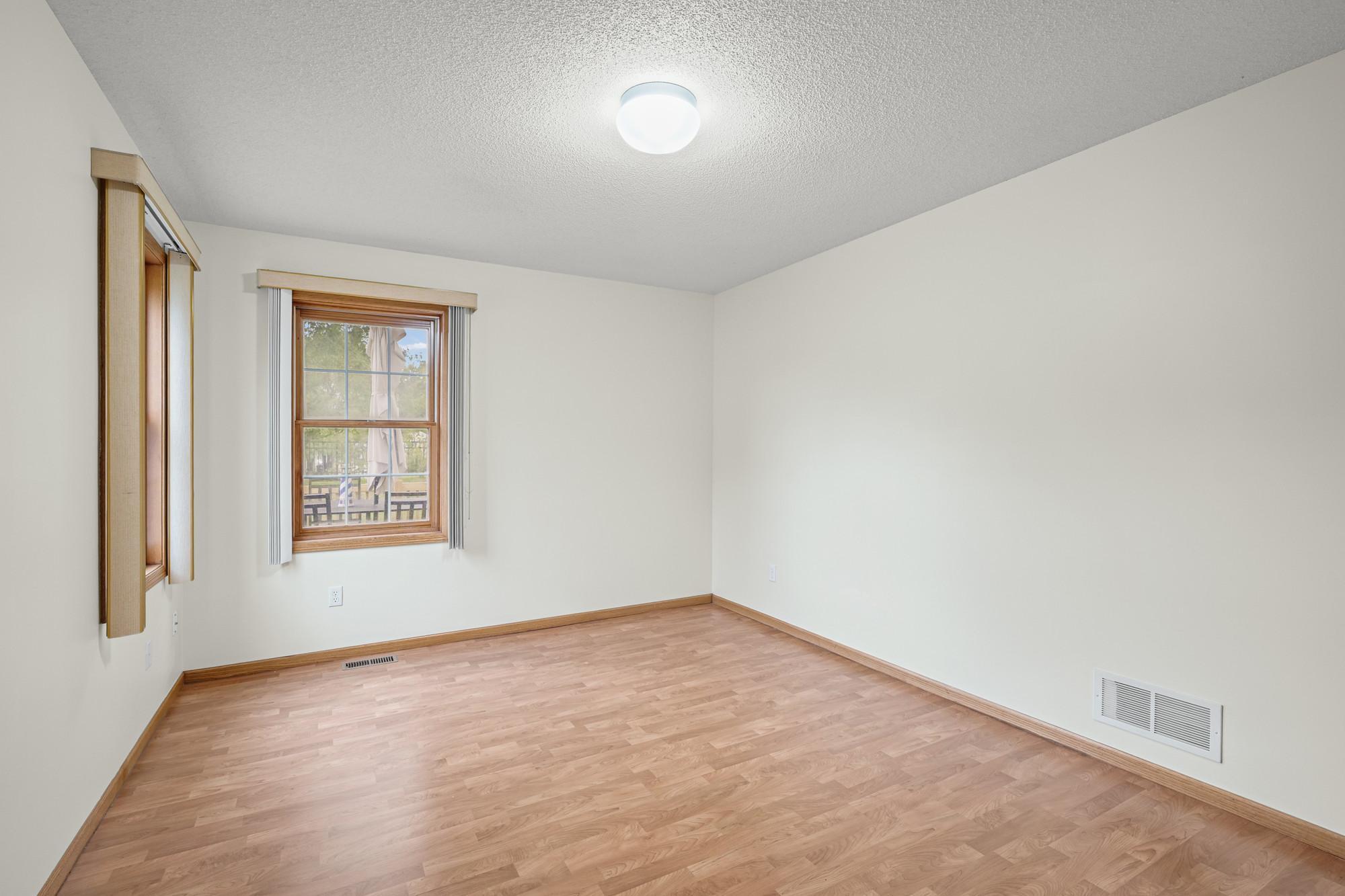View of Residential at 611 Bellvue Lane, Brooklyn Center MN 55430, Brooklyn Center (23 of 59) - Mike Wilen | Minnesota Team Real Estate