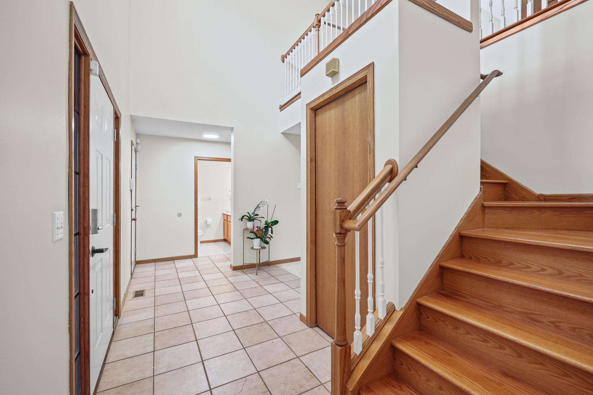 View of Residential at 611 Bellvue Lane, Brooklyn Center MN 55430, Brooklyn Center (7 of 59) - Mike Wilen | Minnesota Team Real Estate