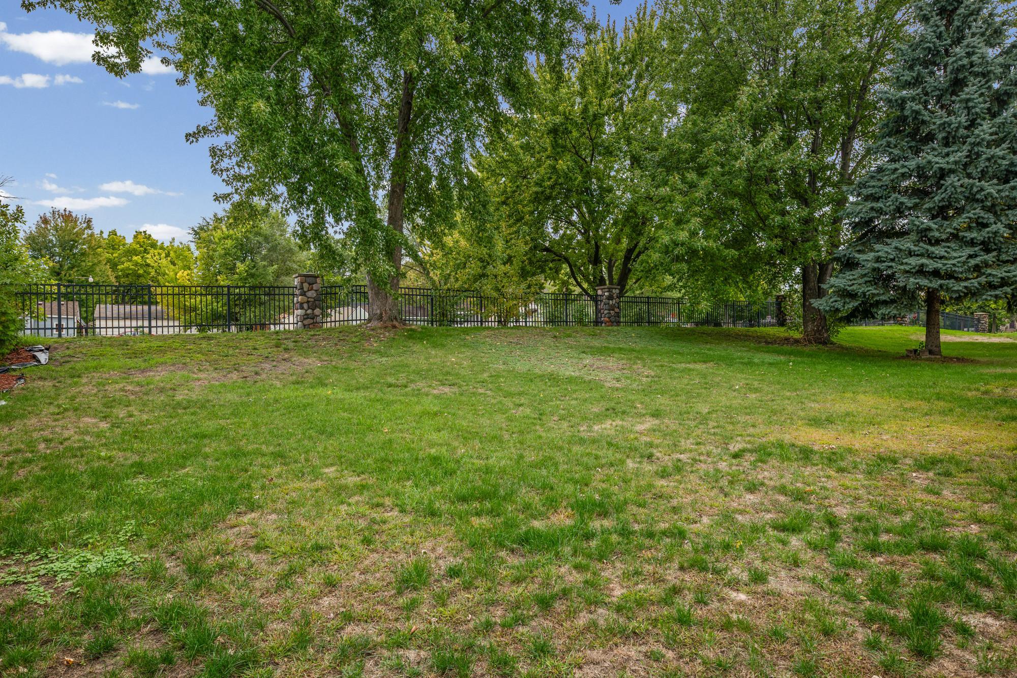 View of Residential at 611 Bellvue Lane, Brooklyn Center MN 55430, Brooklyn Center (55 of 59) - Mike Wilen | Minnesota Team Real Estate