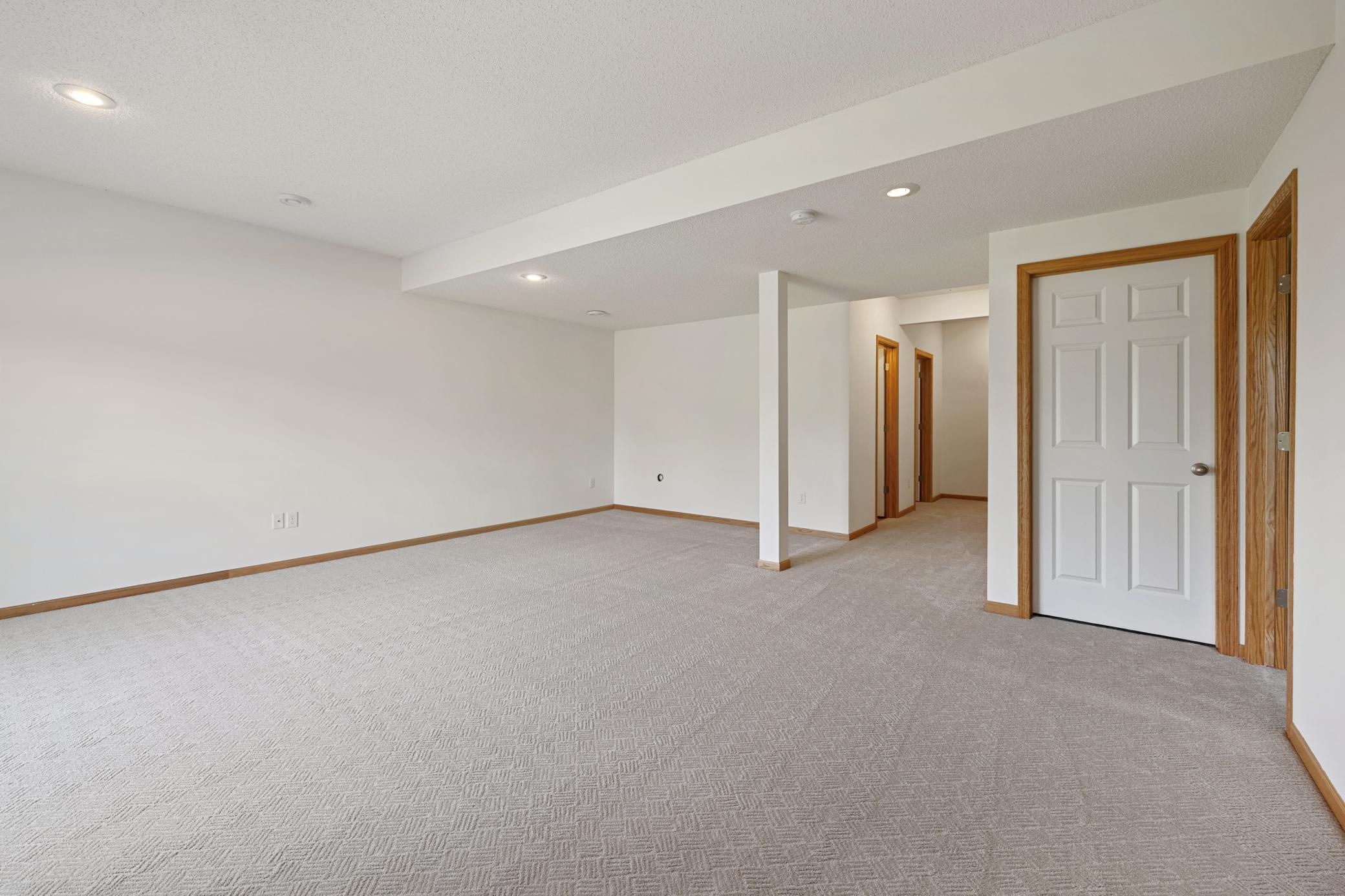 View of Residential at 1096 Danube Avenue, Shakopee MN 55379, Shakopee (37 of 41) - Mike Wilen | Minnesota Team Real Estate
