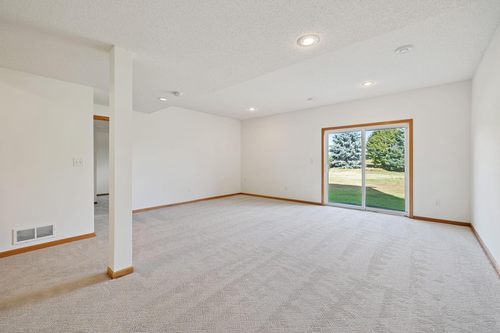 View of Residential at 1096 Danube Avenue, Shakopee MN 55379, Shakopee (35 of 41) - Mike Wilen | Minnesota Team Real Estate