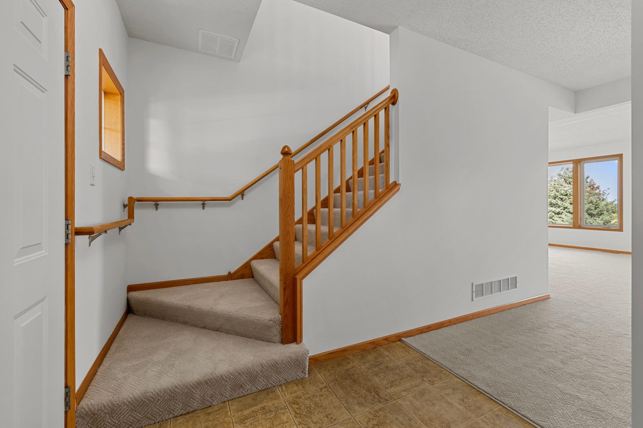 View of Residential at 1096 Danube Avenue, Shakopee MN 55379, Shakopee (20 of 41) - Mike Wilen | Minnesota Team Real Estate