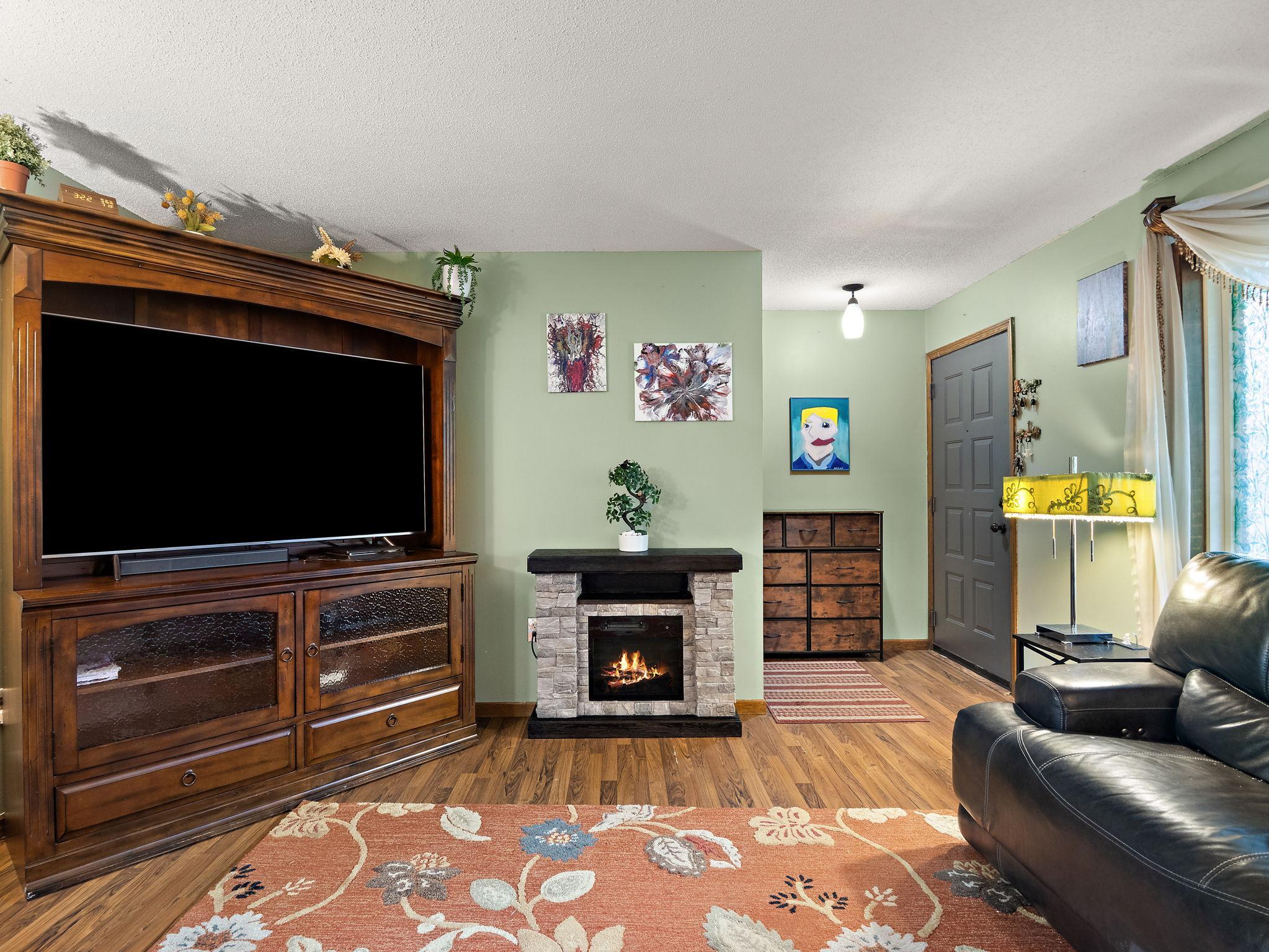 View of Residential at 6768 Sherwood Circle, Woodbury MN 55125, Woodbury (6 of 33) - Mike Wilen | Minnesota Team Real Estate