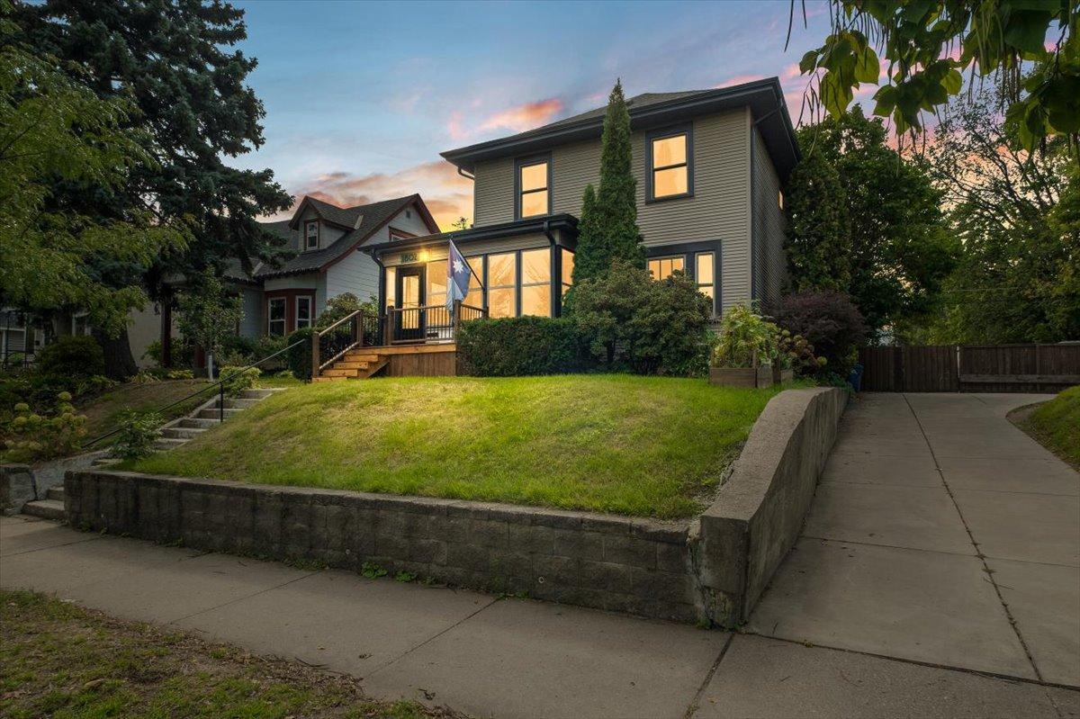 View of Single Family at 1802 Selby Avenue, Saint Paul - Mike Wilen | Minnesota Team Real Estate