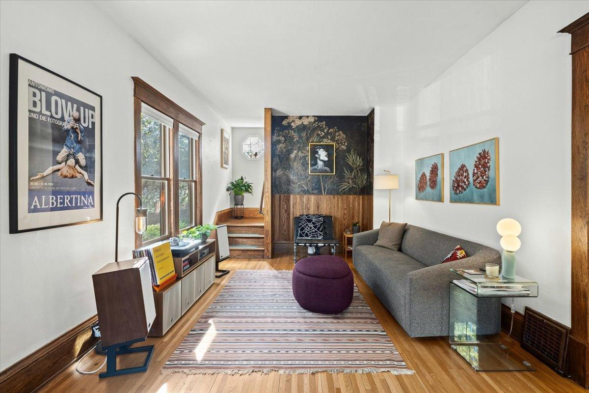 View of Residential at 1802 Selby Avenue, Saint Paul MN 55104, Saint Paul (9 of 41) - Mike Wilen | Minnesota Team Real Estate
