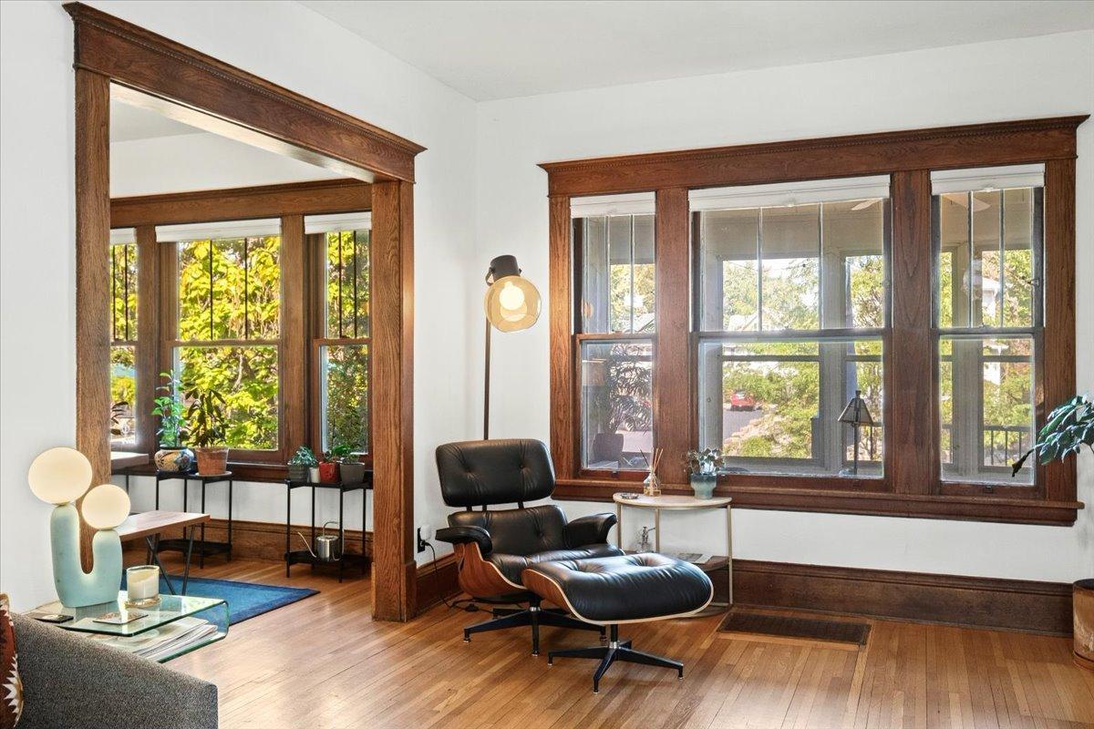 View of Residential at 1802 Selby Avenue, Saint Paul MN 55104, Saint Paul (8 of 41) - Mike Wilen | Minnesota Team Real Estate