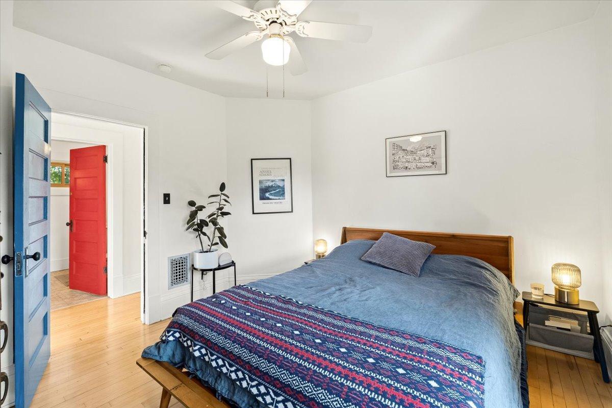 View of Residential at 1802 Selby Avenue, Saint Paul MN 55104, Saint Paul (26 of 41) - Mike Wilen | Minnesota Team Real Estate