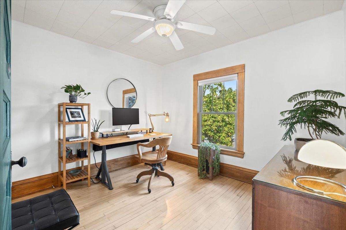 View of Residential at 1802 Selby Avenue, Saint Paul MN 55104, Saint Paul (29 of 41) - Mike Wilen | Minnesota Team Real Estate