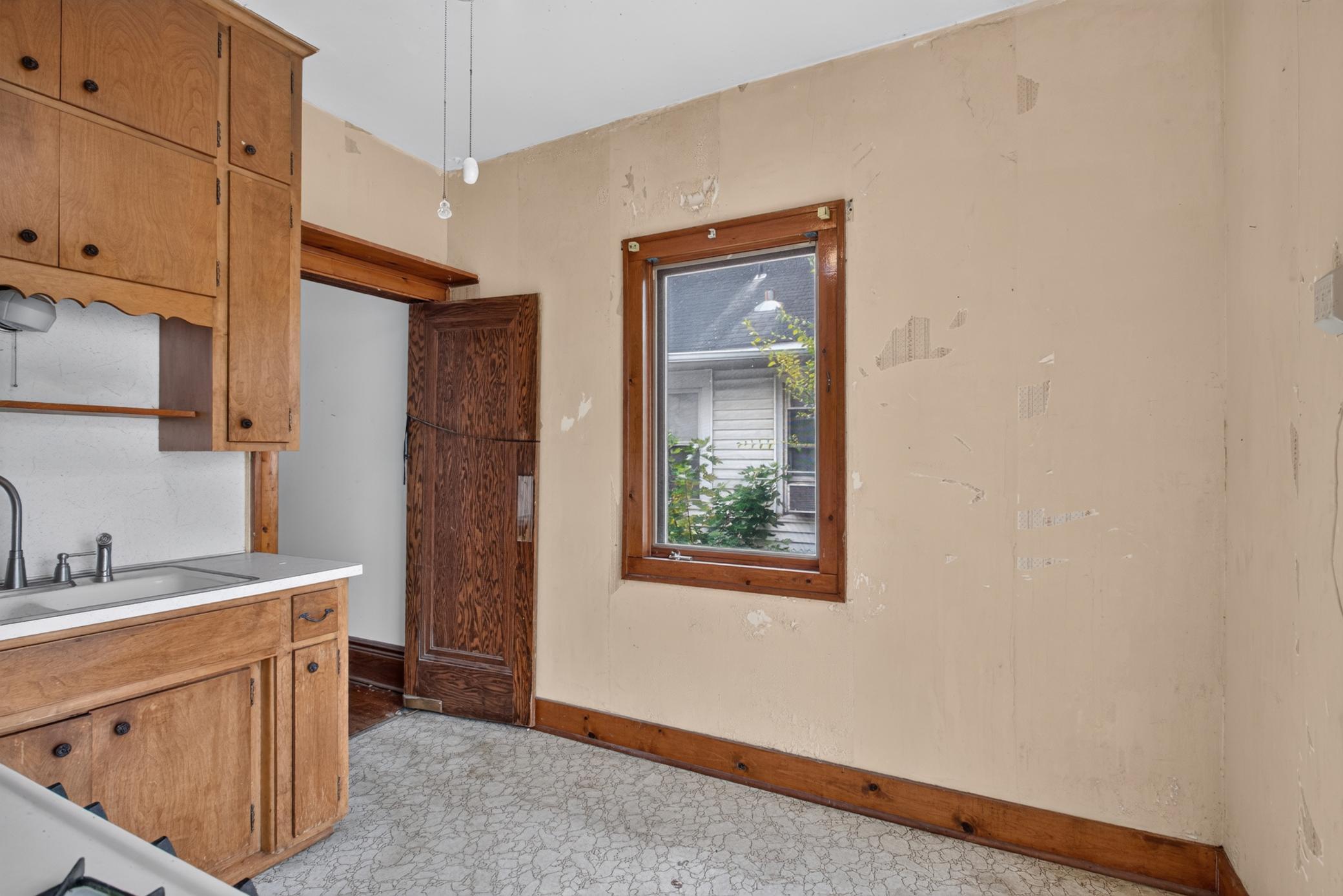 View of Residential at 312 5th Avenue, South Saint Paul MN 55075, South Saint Paul (21 of 40) - Mike Wilen | Minnesota Team Real Estate