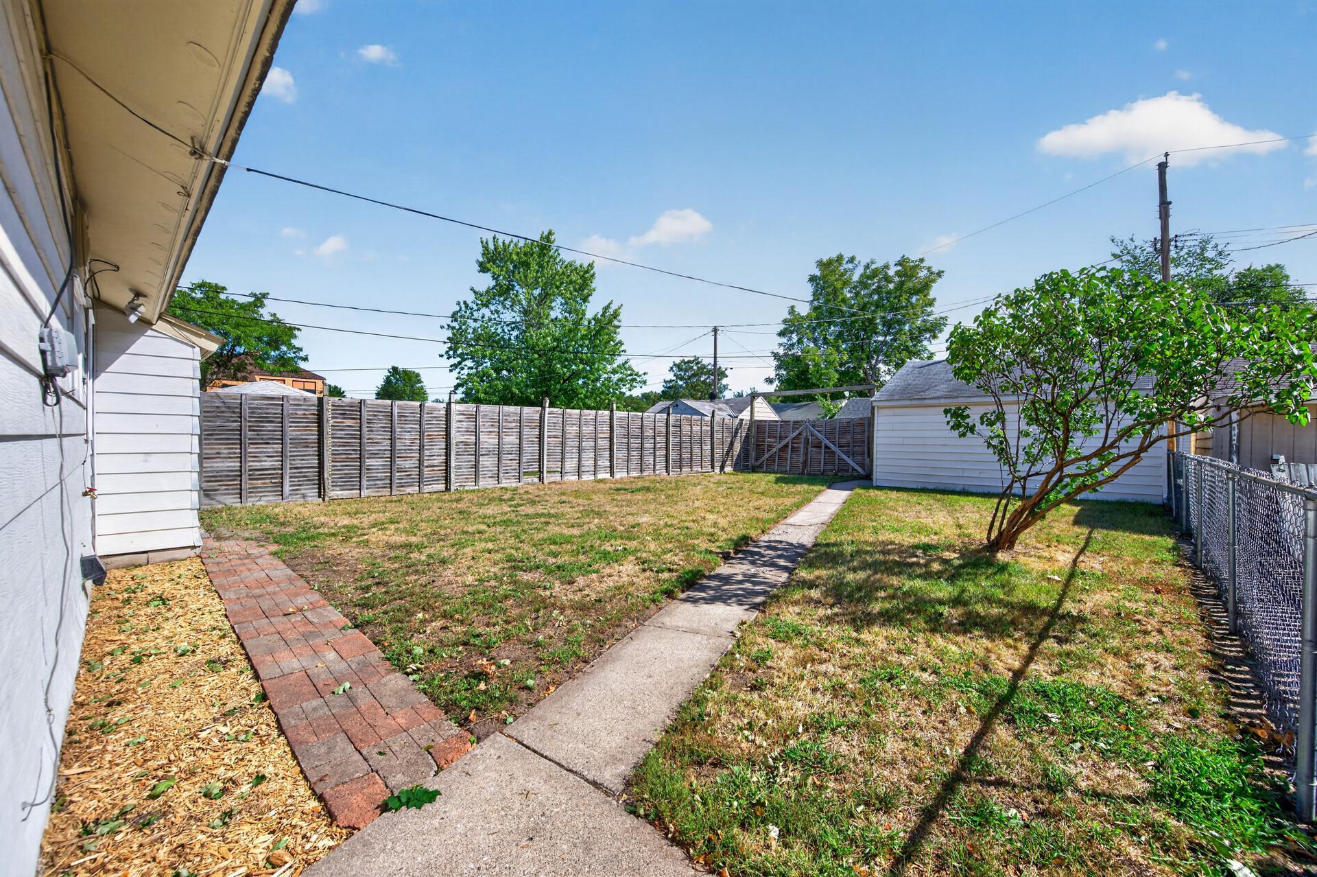View of Residential at 5048 Fremont Avenue, Minneapolis MN 55430, Minneapolis (14 of 20) - Mike Wilen | Minnesota Team Real Estate