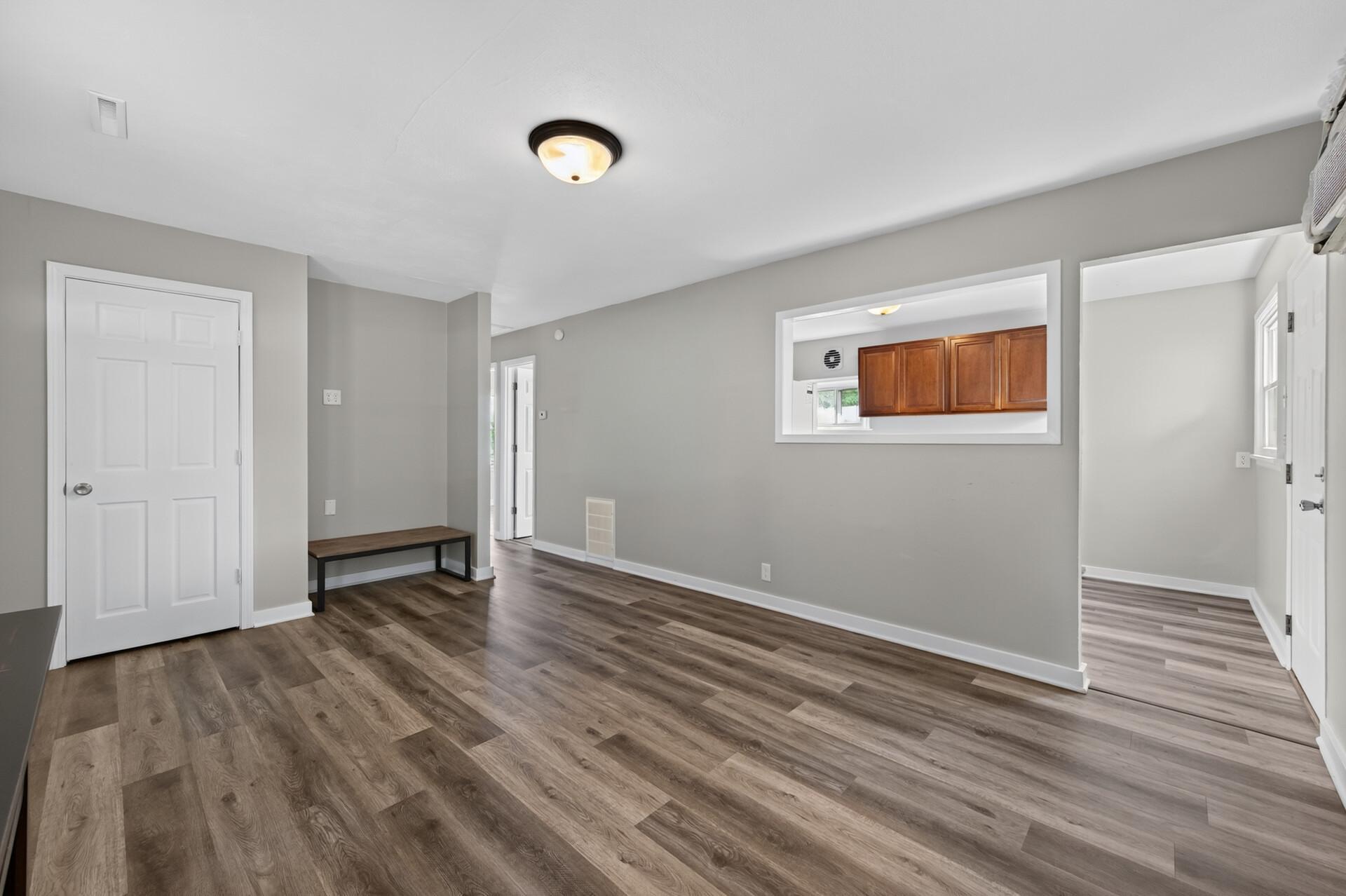 View of Residential at 5048 Fremont Avenue, Minneapolis MN 55430, Minneapolis (8 of 20) - Mike Wilen | Minnesota Team Real Estate