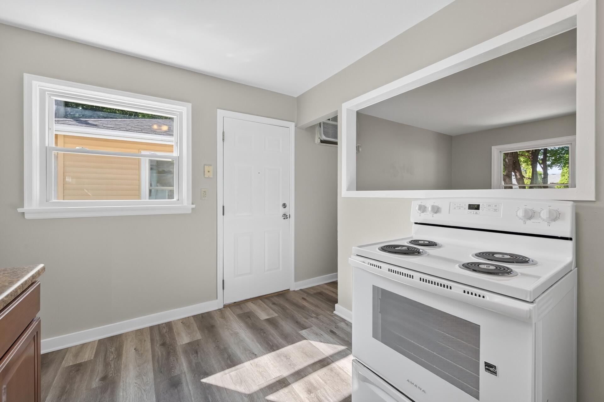 View of Residential at 5048 Fremont Avenue, Minneapolis MN 55430, Minneapolis (6 of 20) - Mike Wilen | Minnesota Team Real Estate