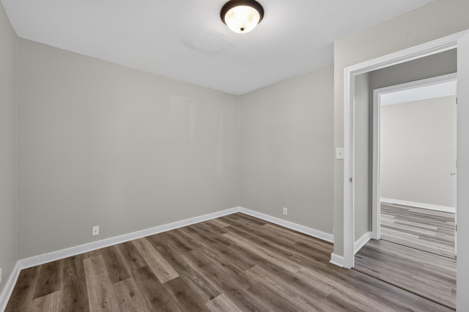 View of Residential at 5048 Fremont Avenue, Minneapolis MN 55430, Minneapolis (10 of 20) - Mike Wilen | Minnesota Team Real Estate