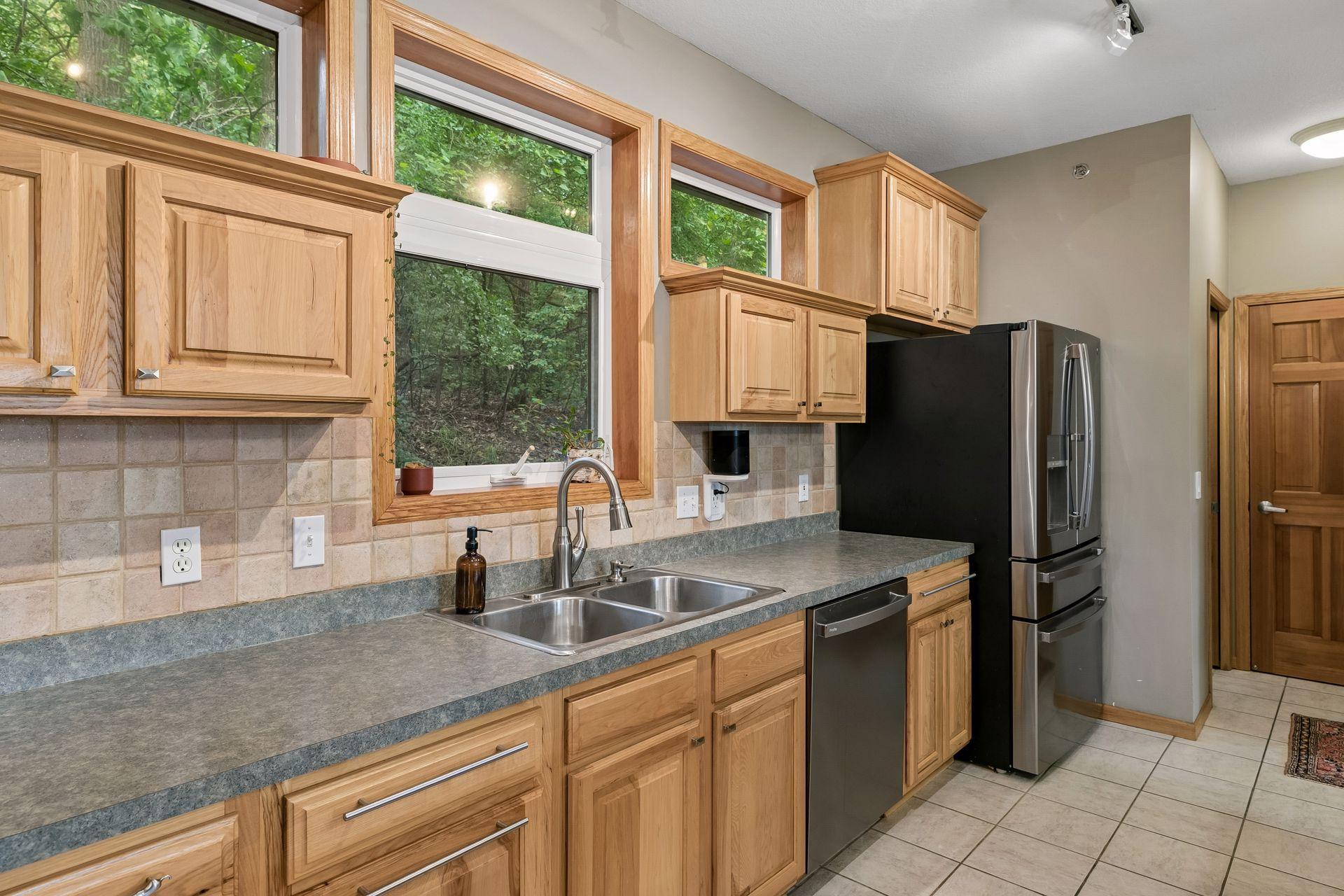 View of Residential at 9820 Cove Drive, Minnetonka MN 55305, Minnetonka (11 of 33) - Mike Wilen | Minnesota Team Real Estate