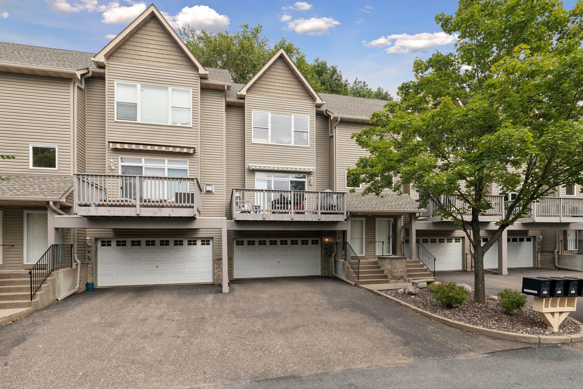 View of (TH) Side x Side at 9820 Cove Drive, Minnetonka - Mike Wilen | Minnesota Team Real Estate