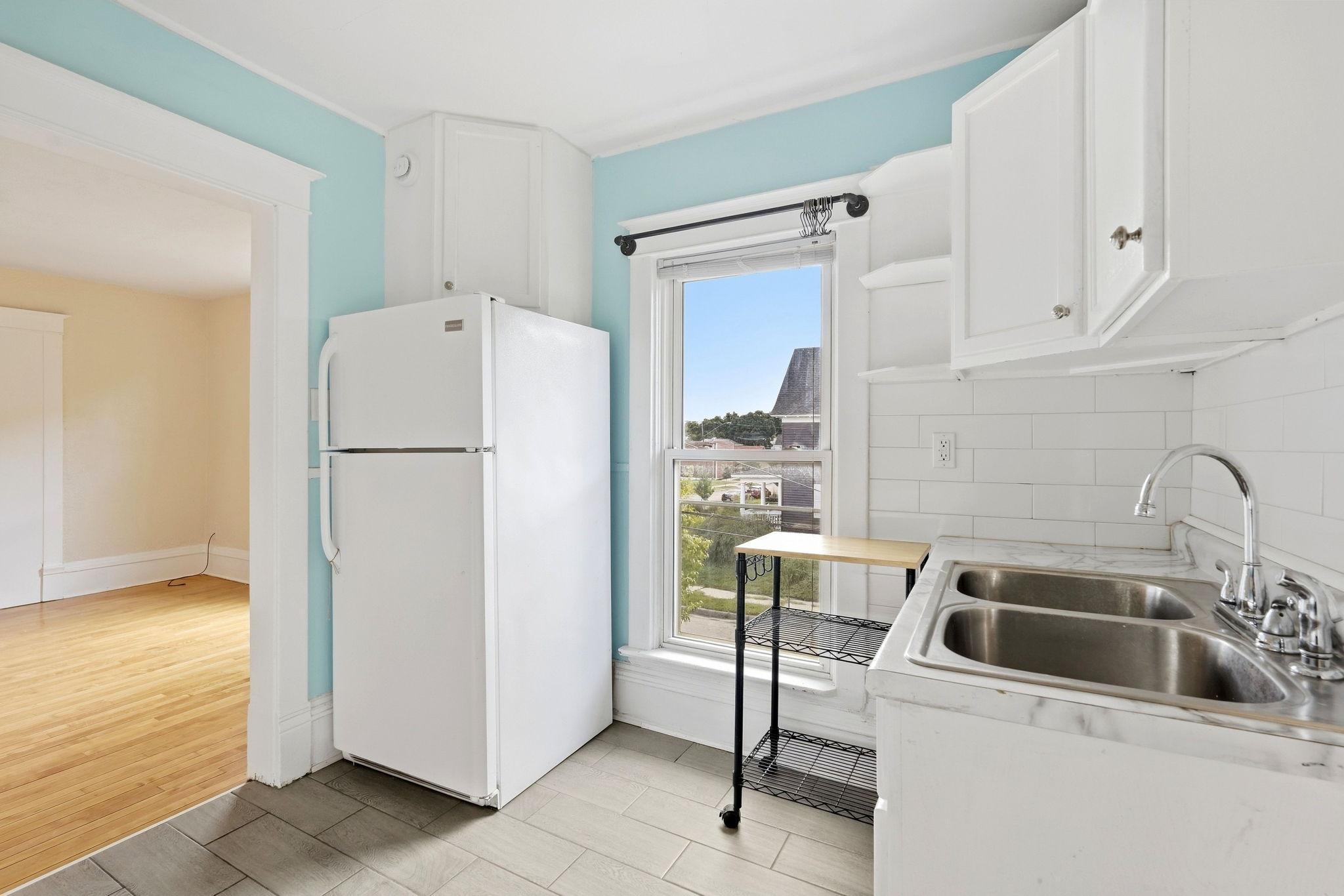 View of Residential Income at 501 Newton Avenue, Minneapolis MN 55405, Minneapolis (34 of 46) - Mike Wilen | Minnesota Team Real Estate