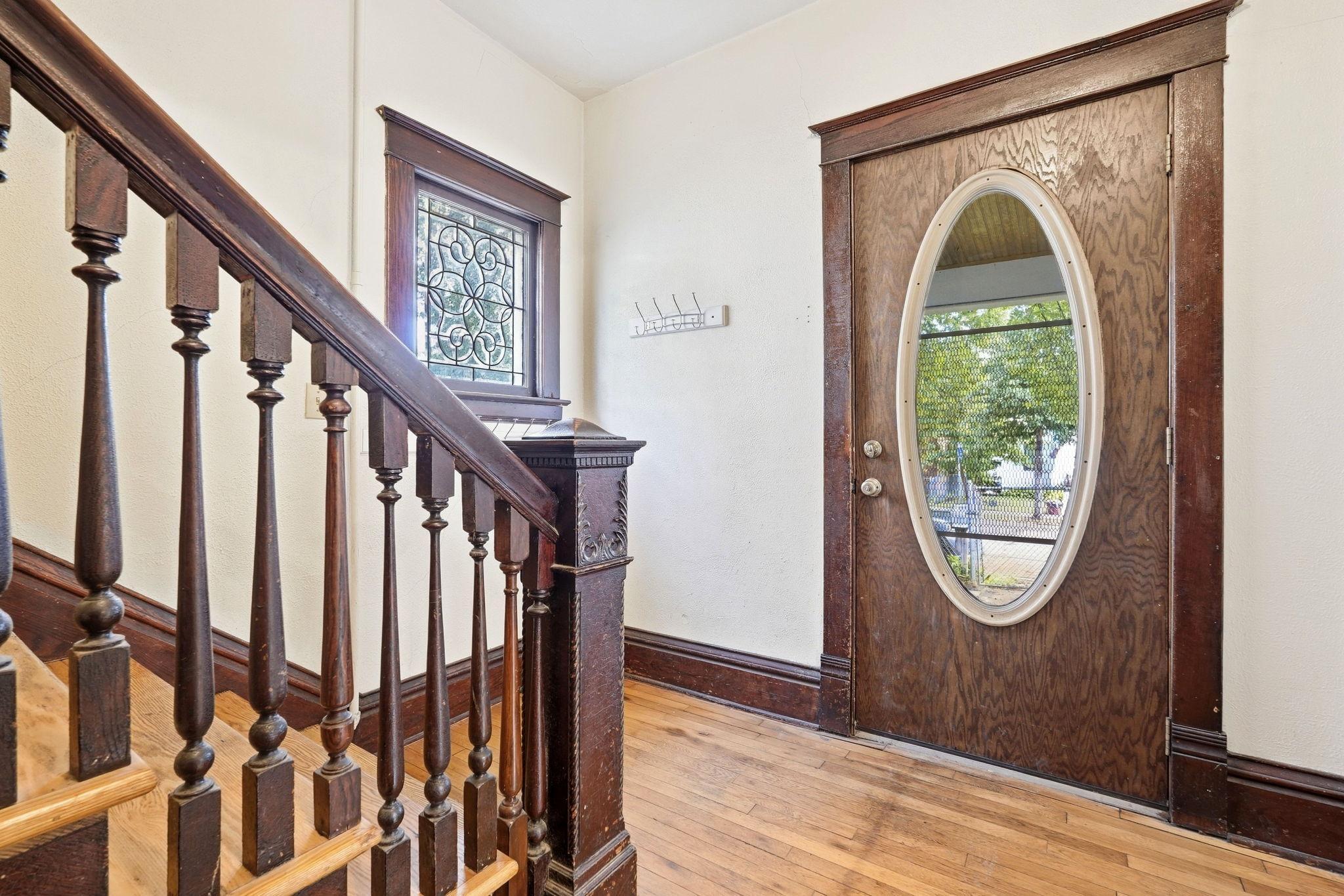 View of Residential Income at 501 Newton Avenue, Minneapolis MN 55405, Minneapolis (5 of 46) - Mike Wilen | Minnesota Team Real Estate