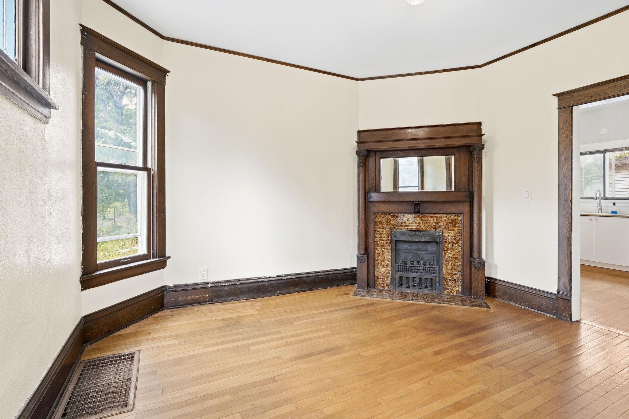 View of Residential Income at 501 Newton Avenue, Minneapolis MN 55405, Minneapolis (10 of 46) - Mike Wilen | Minnesota Team Real Estate