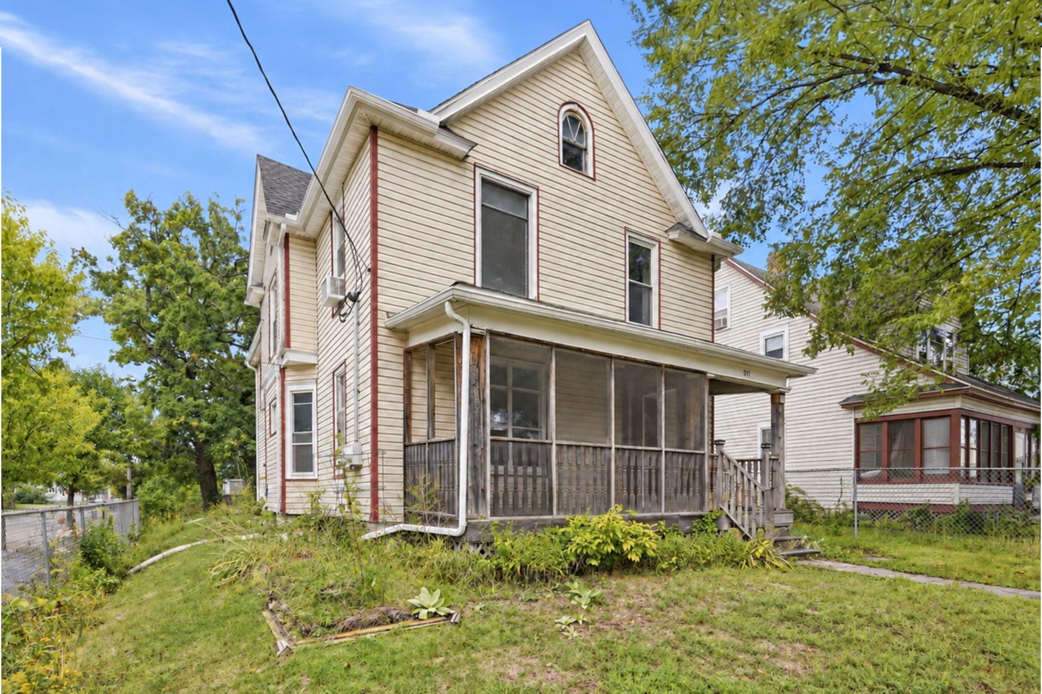 View of Duplex Up and Down at 501 Newton Avenue, Minneapolis - Mike Wilen | Minnesota Team Real Estate