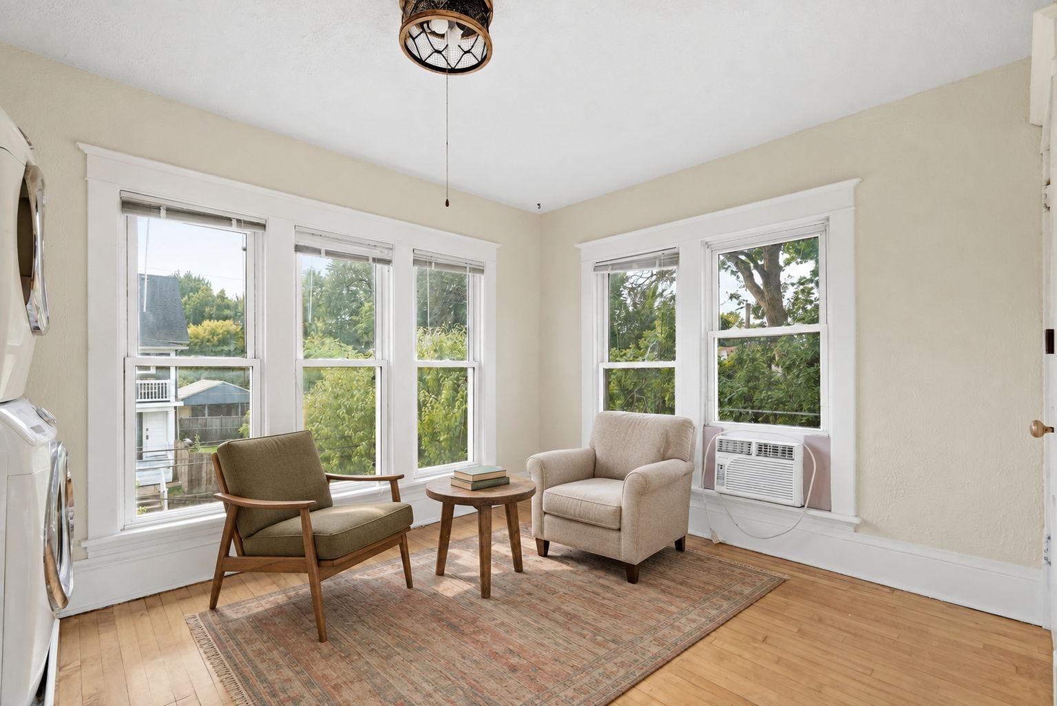 View of Residential Income at 501 Newton Avenue, Minneapolis MN 55405, Minneapolis (20 of 46) - Mike Wilen | Minnesota Team Real Estate