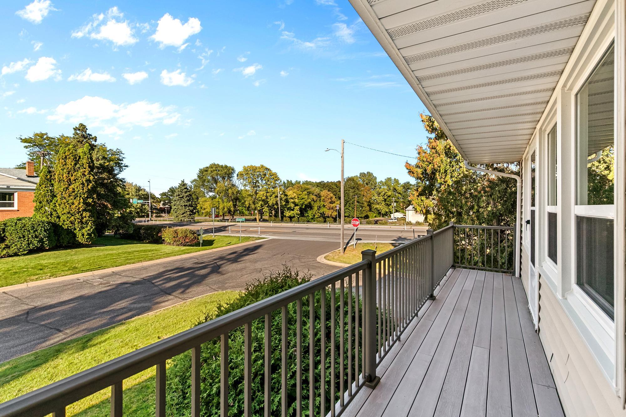 View of Residential at 1348 Colonial Drive, Roseville MN 55113, Roseville (24 of 26) - Mike Wilen | Minnesota Team Real Estate
