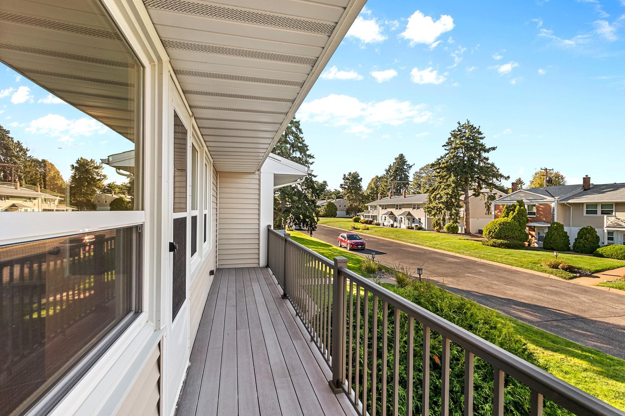 View of Residential at 1348 Colonial Drive, Roseville MN 55113, Roseville (23 of 26) - Mike Wilen | Minnesota Team Real Estate