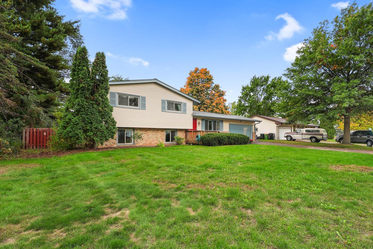 View of Residential at 708 Holland Lane, Spring Lake Park MN 55432, Spring Lake Park (16 of 21) - Mike Wilen | Minnesota Team Real Estate