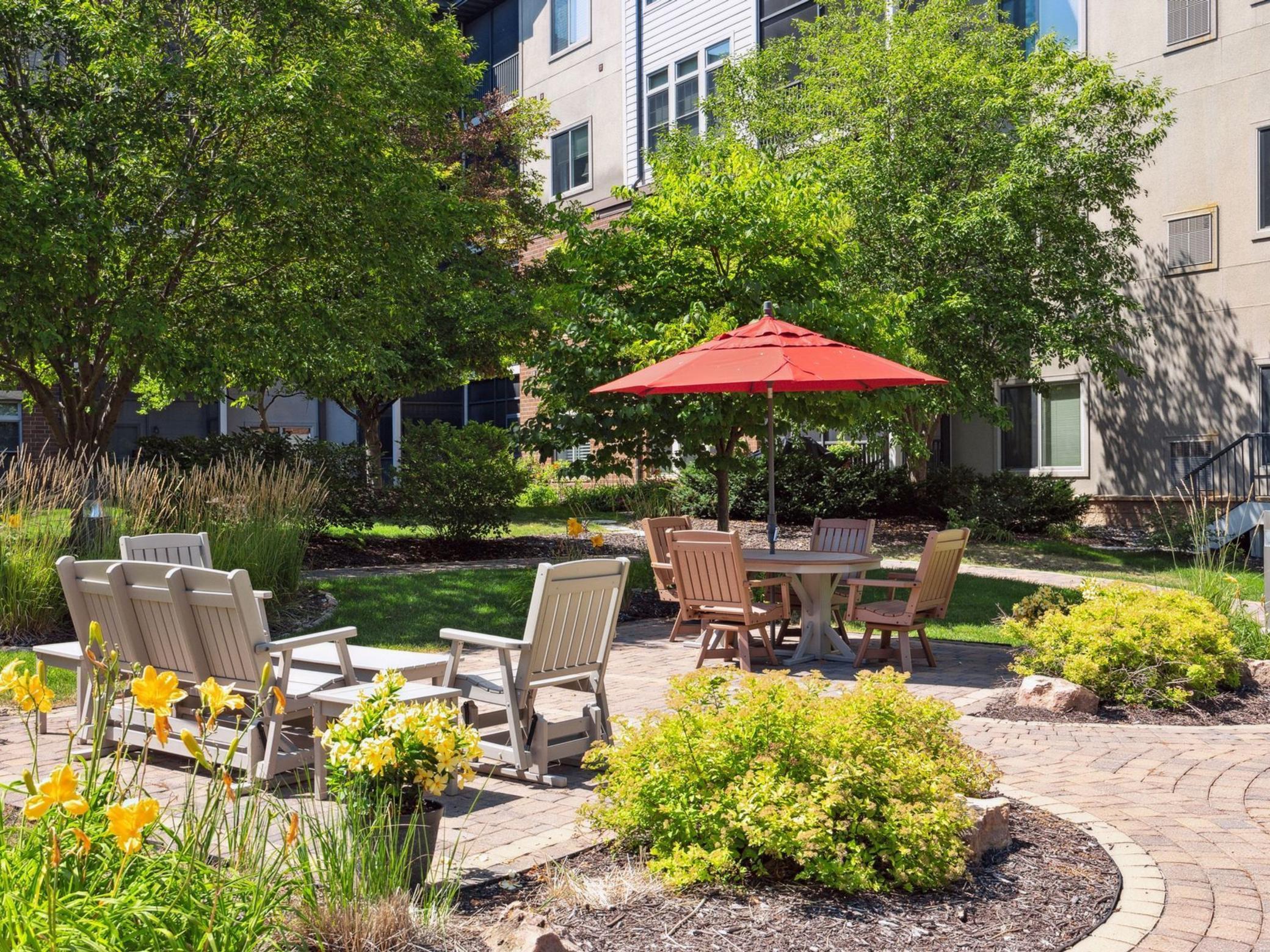 View of Residential at 7100 Metro Boulevard #104, Edina MN 55439, Edina (41 of 51) - Mike Wilen | Minnesota Team Real Estate