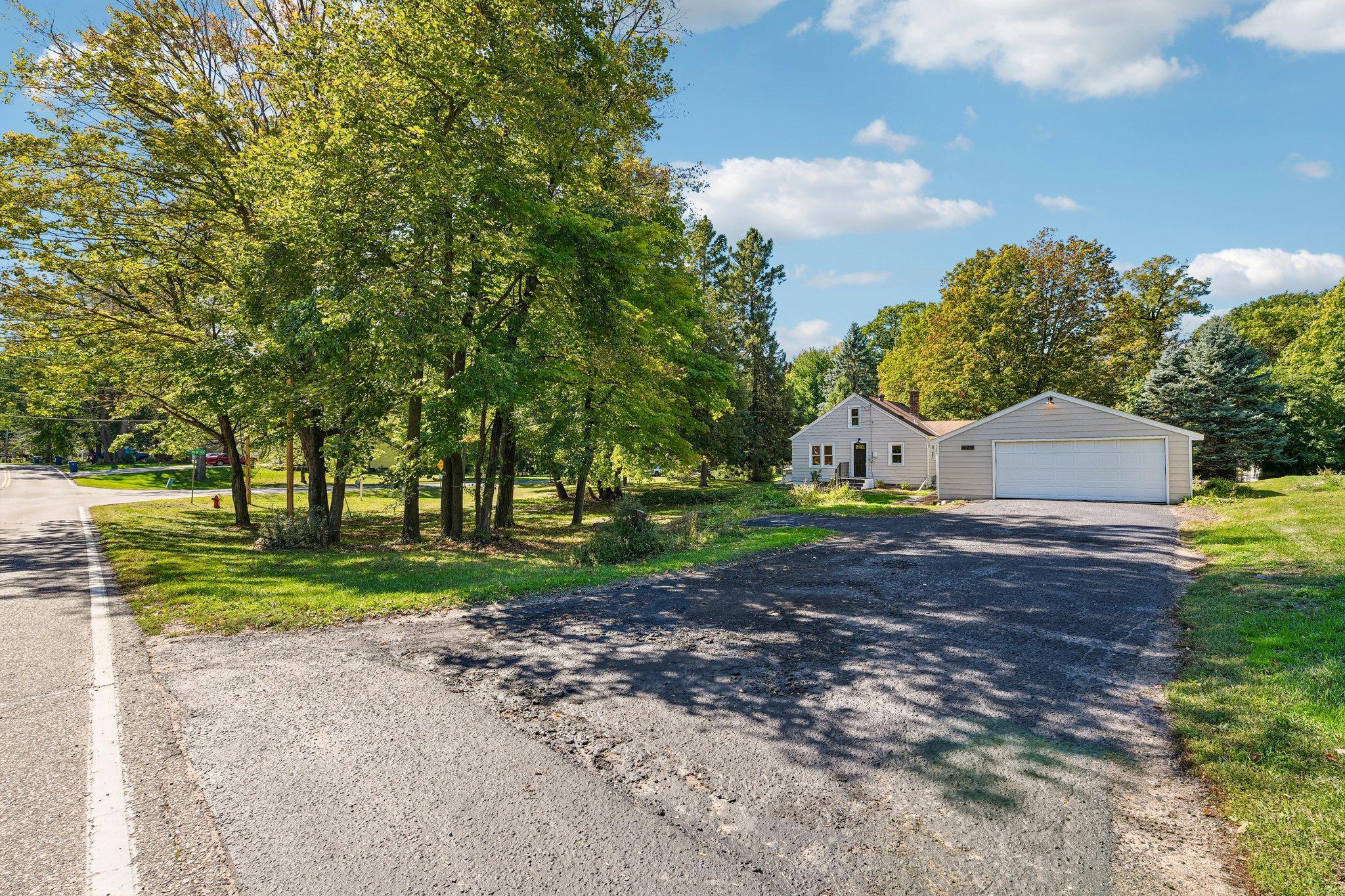 View of Residential at 625 Bear Avenue, Vadnais Heights MN 55127, Vadnais Heights (7 of 20) - Mike Wilen | Minnesota Team Real Estate
