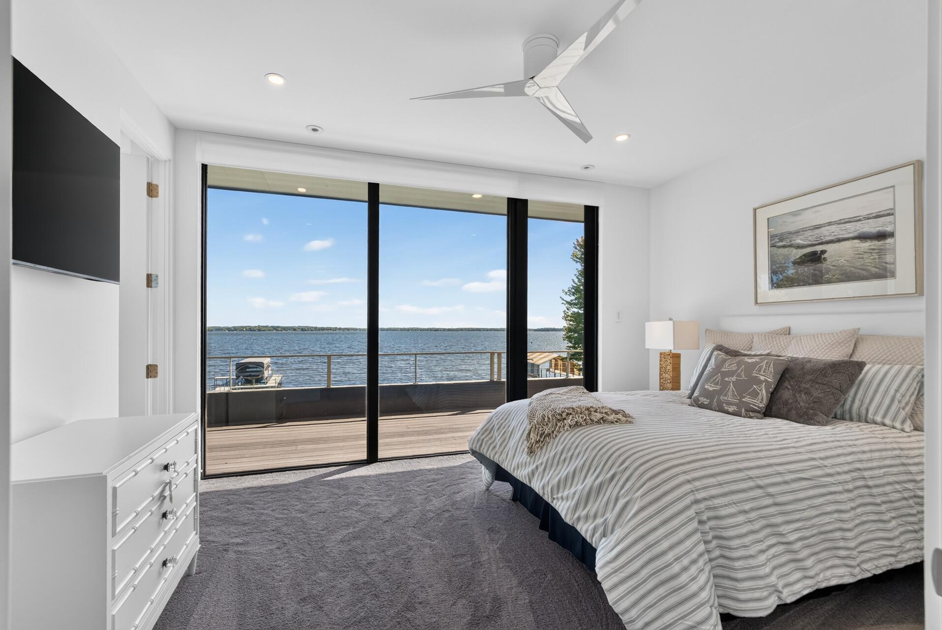 View of Residential at 1225 Shoreline Drive, Wayzata MN 55391, Wayzata (41 of 79) - Mike Wilen | Minnesota Team Real Estate