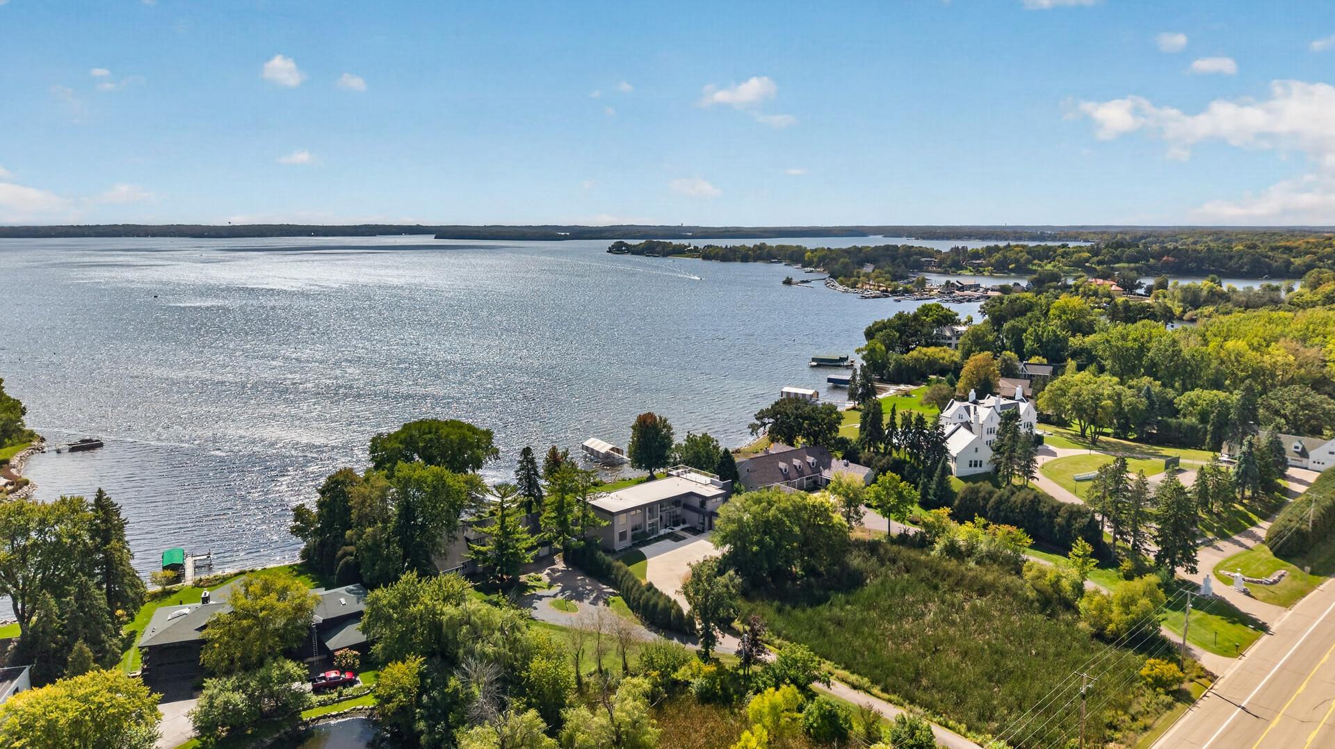 View of Residential at 1225 Shoreline Drive, Wayzata MN 55391, Wayzata (67 of 79) - Mike Wilen | Minnesota Team Real Estate