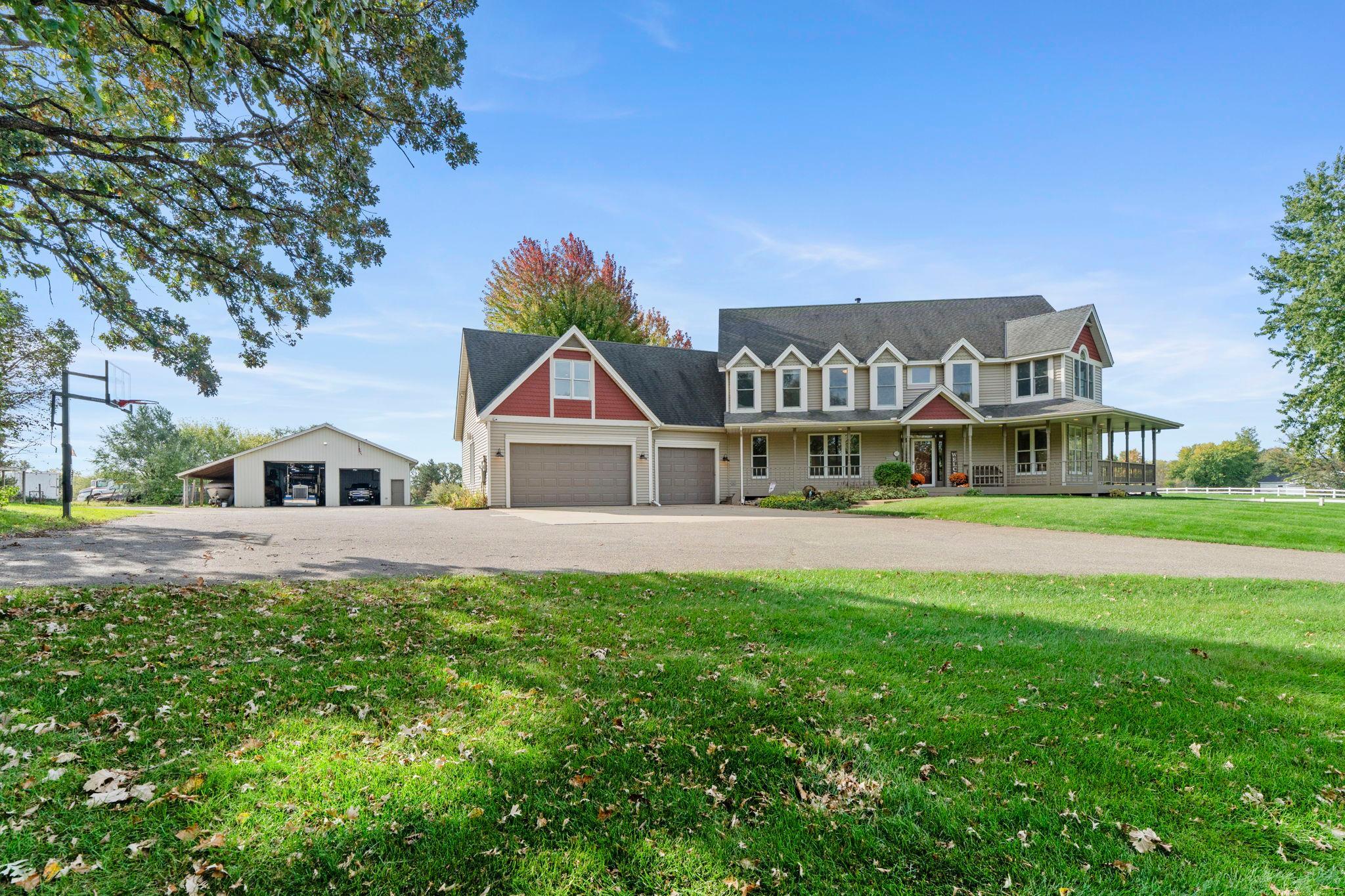 View of Single Family at 2850 105th Street, Inver Grove Heights - Mike Wilen | Minnesota Team Real Estate