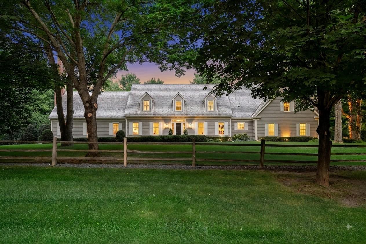 View of Single Family at 235 Hollander Road, Wayzata - Mike Wilen | Minnesota Team Real Estate