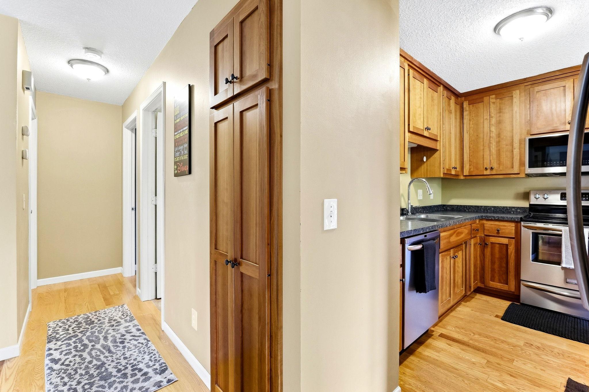 View of Residential at 278 Morningside Circle, Saint Paul MN 55119, Saint Paul (14 of 36) - Mike Wilen | Minnesota Team Real Estate
