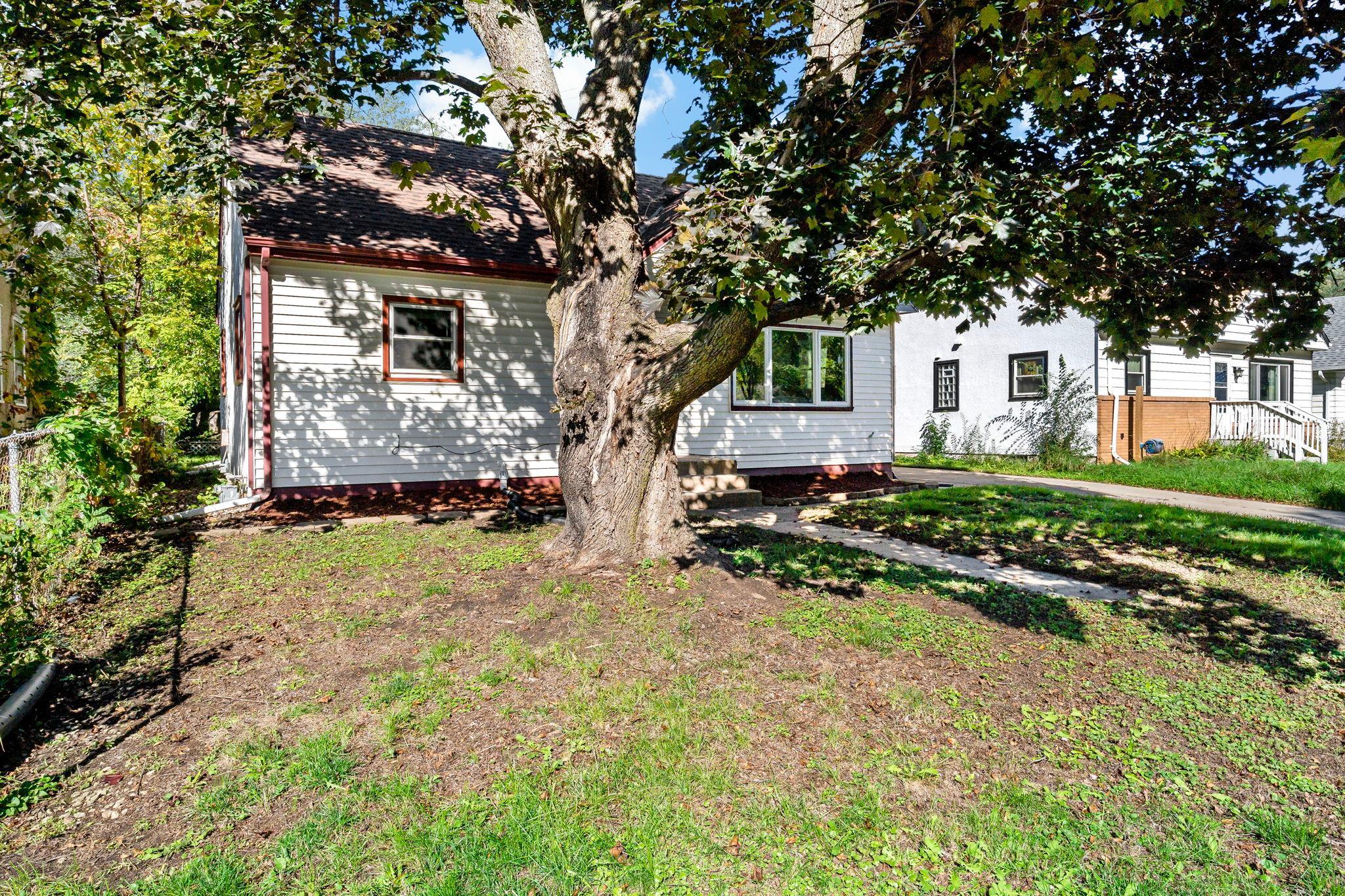 View of Residential at 63 Iowa Avenue, Saint Paul MN 55117, Saint Paul (46 of 46) - Mike Wilen | Minnesota Team Real Estate