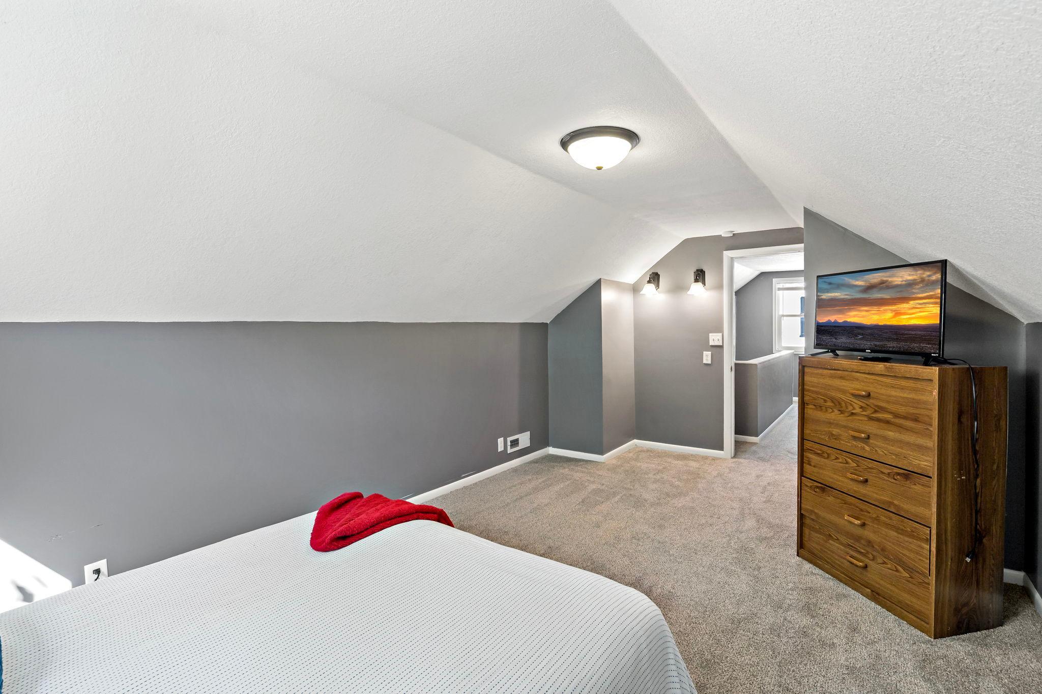 View of Residential at 63 Iowa Avenue, Saint Paul MN 55117, Saint Paul (44 of 46) - Mike Wilen | Minnesota Team Real Estate