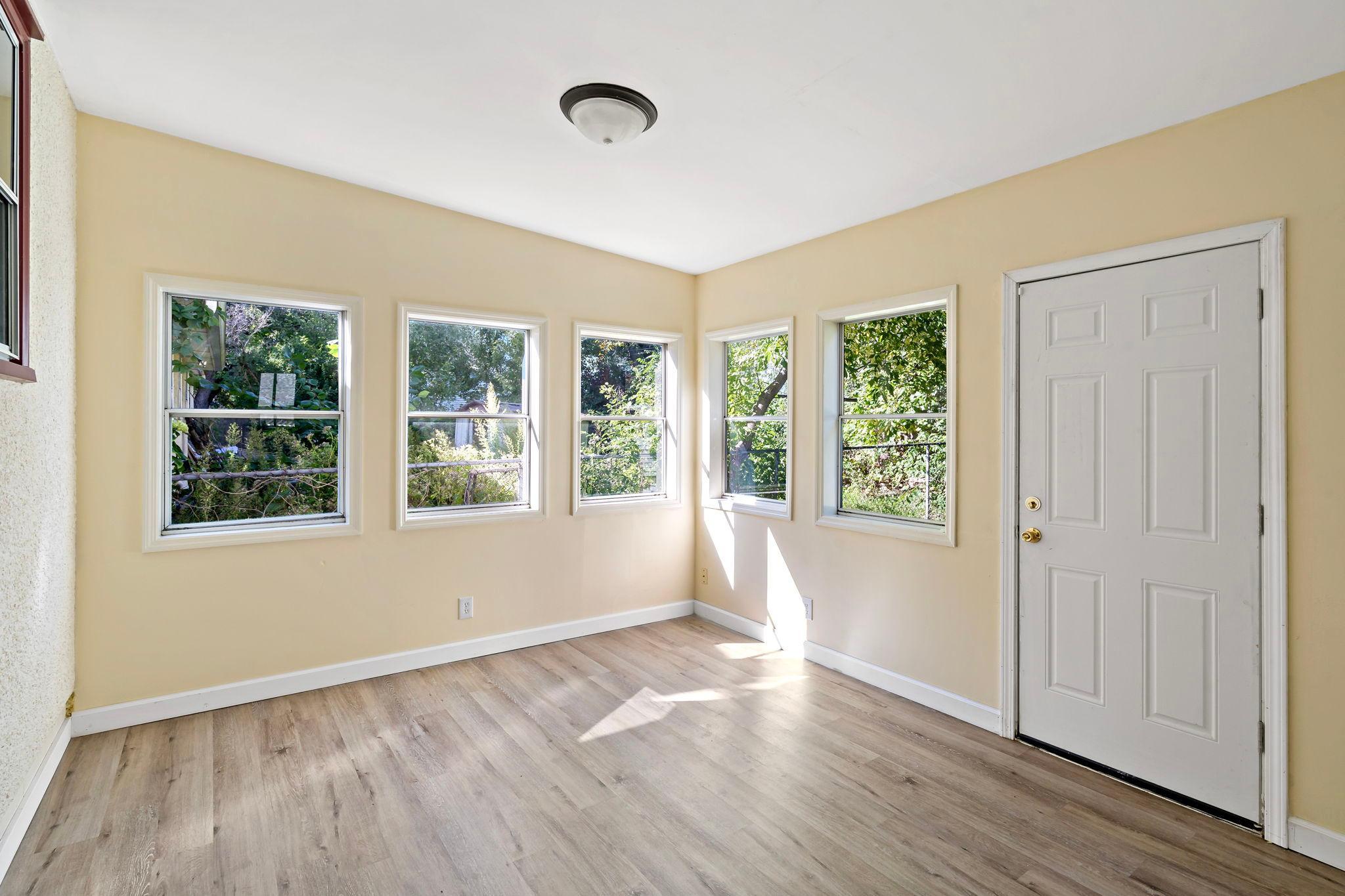 View of Residential at 63 Iowa Avenue, Saint Paul MN 55117, Saint Paul (28 of 46) - Mike Wilen | Minnesota Team Real Estate