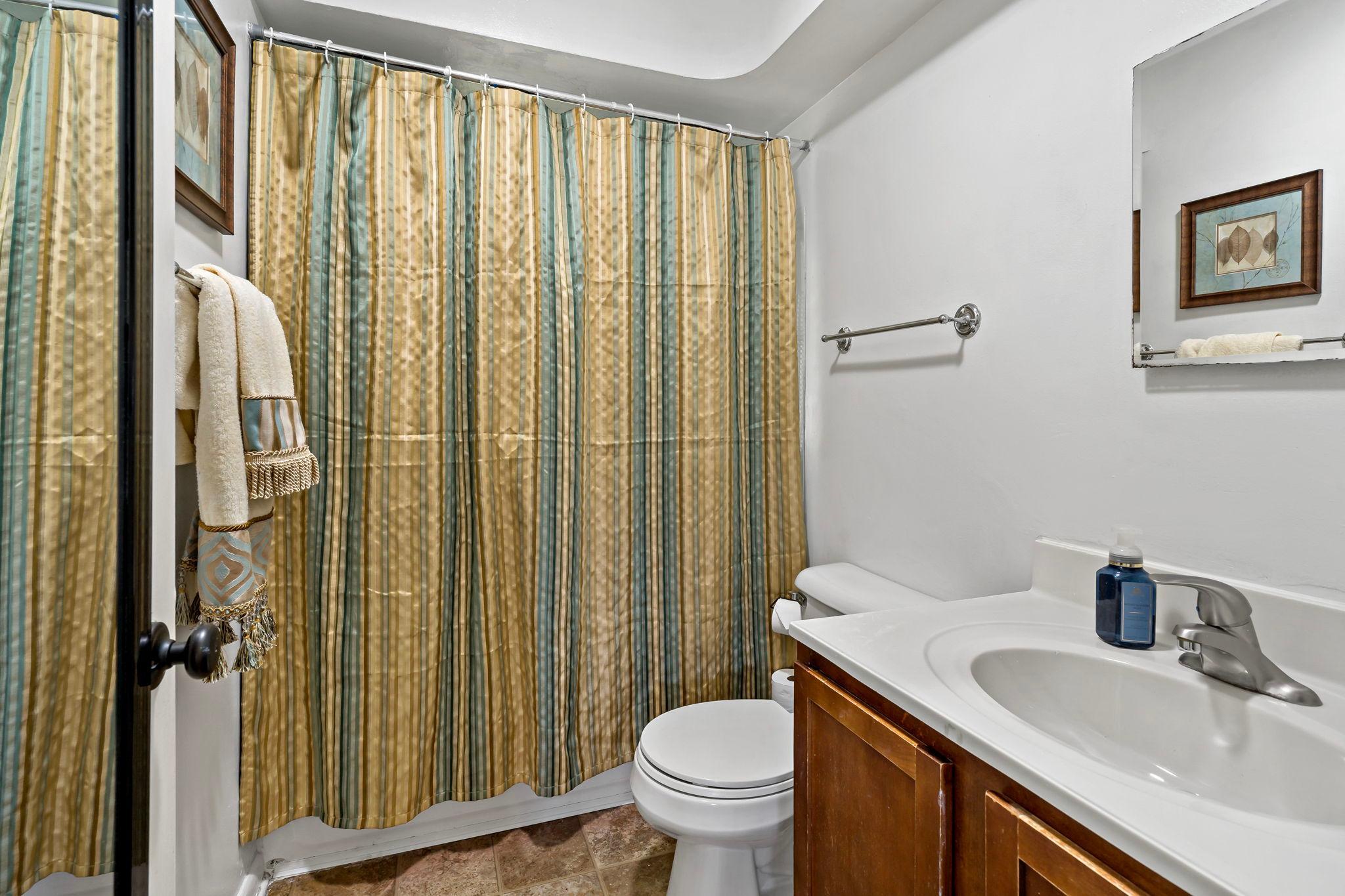 View of Residential at 63 Iowa Avenue, Saint Paul MN 55117, Saint Paul (13 of 46) - Mike Wilen | Minnesota Team Real Estate