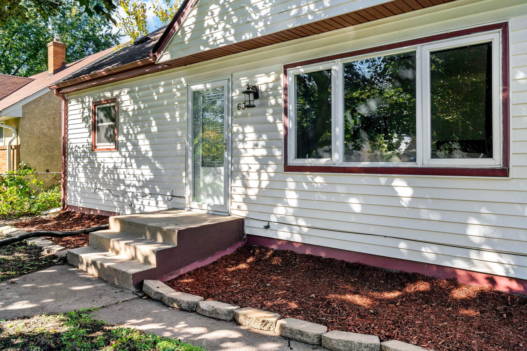 View of Residential at 63 Iowa Avenue, Saint Paul MN 55117, Saint Paul (8 of 46) - Mike Wilen | Minnesota Team Real Estate