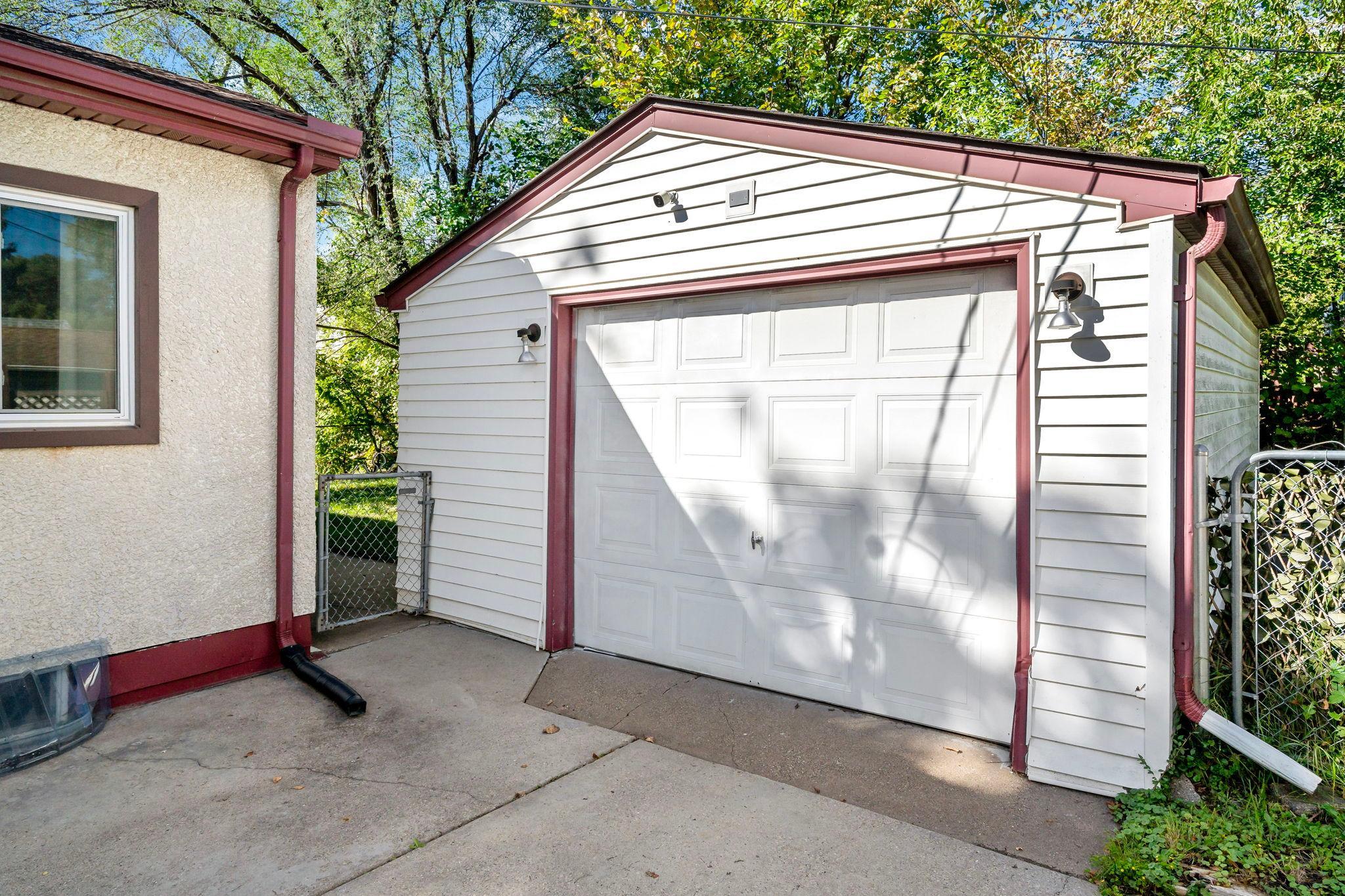 View of Residential at 63 Iowa Avenue, Saint Paul MN 55117, Saint Paul (3 of 46) - Mike Wilen | Minnesota Team Real Estate