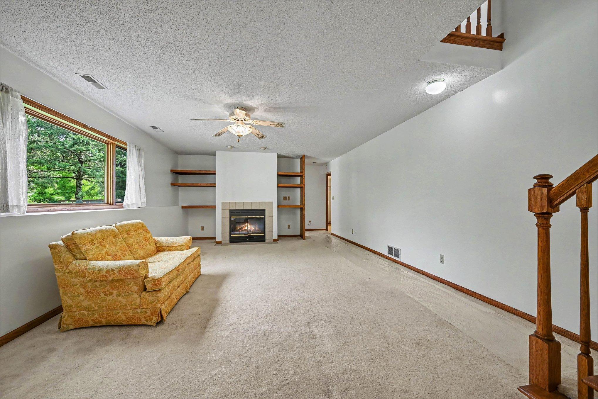View of Residential at 2522 Windsor Lane, Woodbury MN 55125, Woodbury (32 of 40) - Mike Wilen | Minnesota Team Real Estate