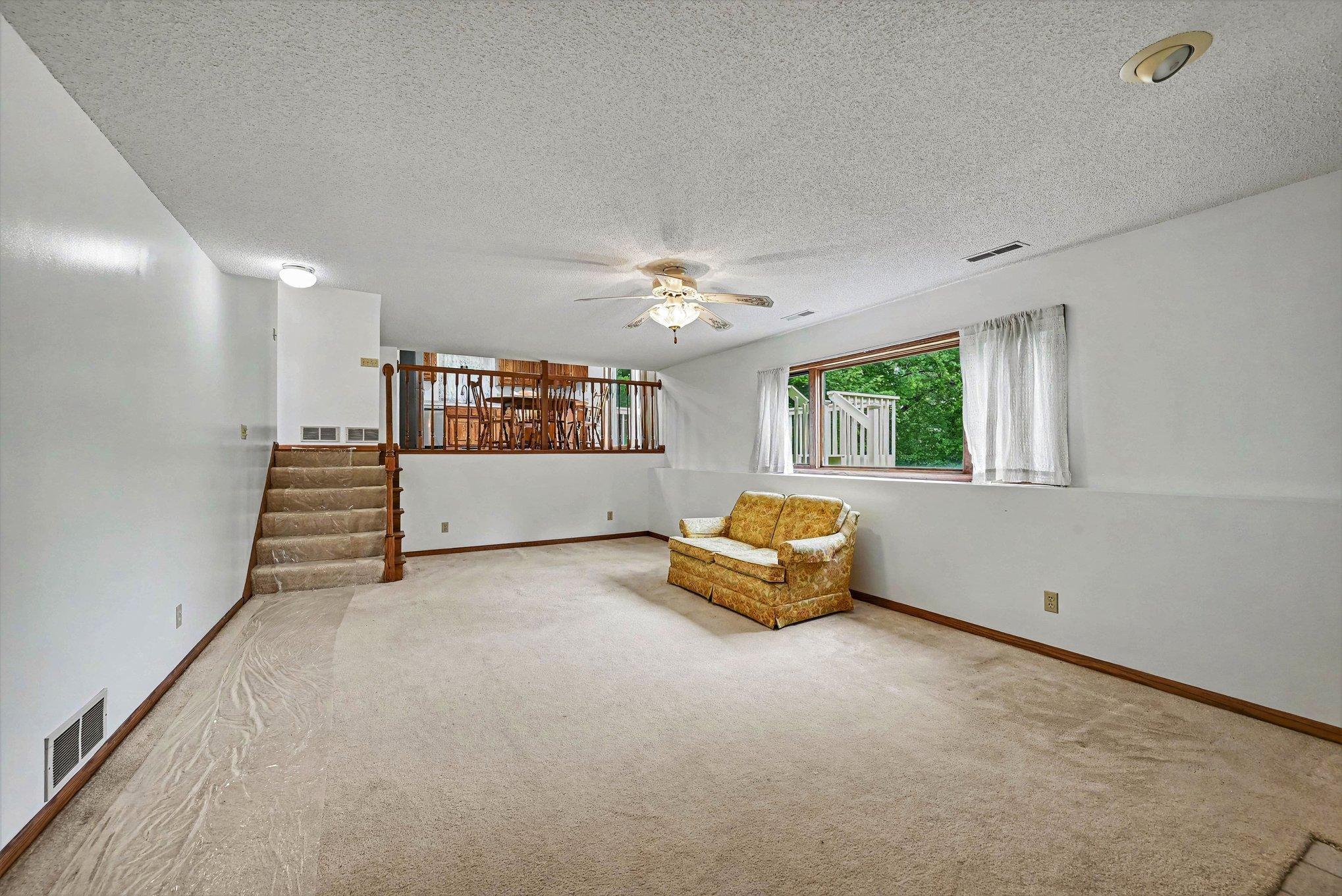 View of Residential at 2522 Windsor Lane, Woodbury MN 55125, Woodbury (30 of 40) - Mike Wilen | Minnesota Team Real Estate