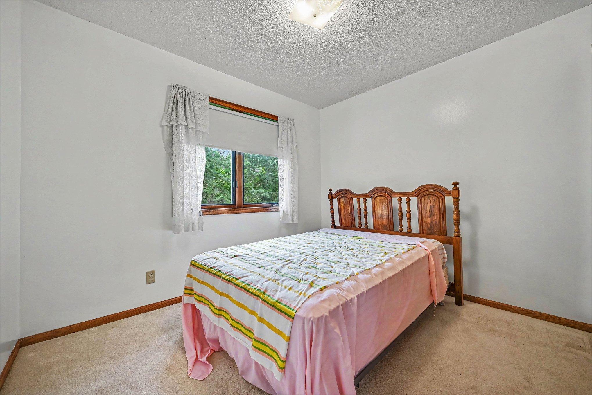 View of Residential at 2522 Windsor Lane, Woodbury MN 55125, Woodbury (21 of 40) - Mike Wilen | Minnesota Team Real Estate