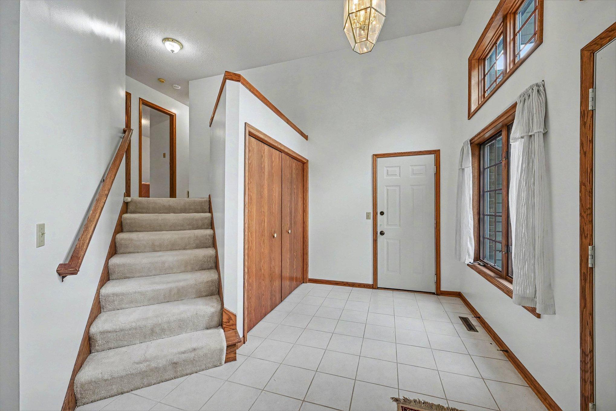 View of Residential at 2522 Windsor Lane, Woodbury MN 55125, Woodbury (7 of 40) - Mike Wilen | Minnesota Team Real Estate