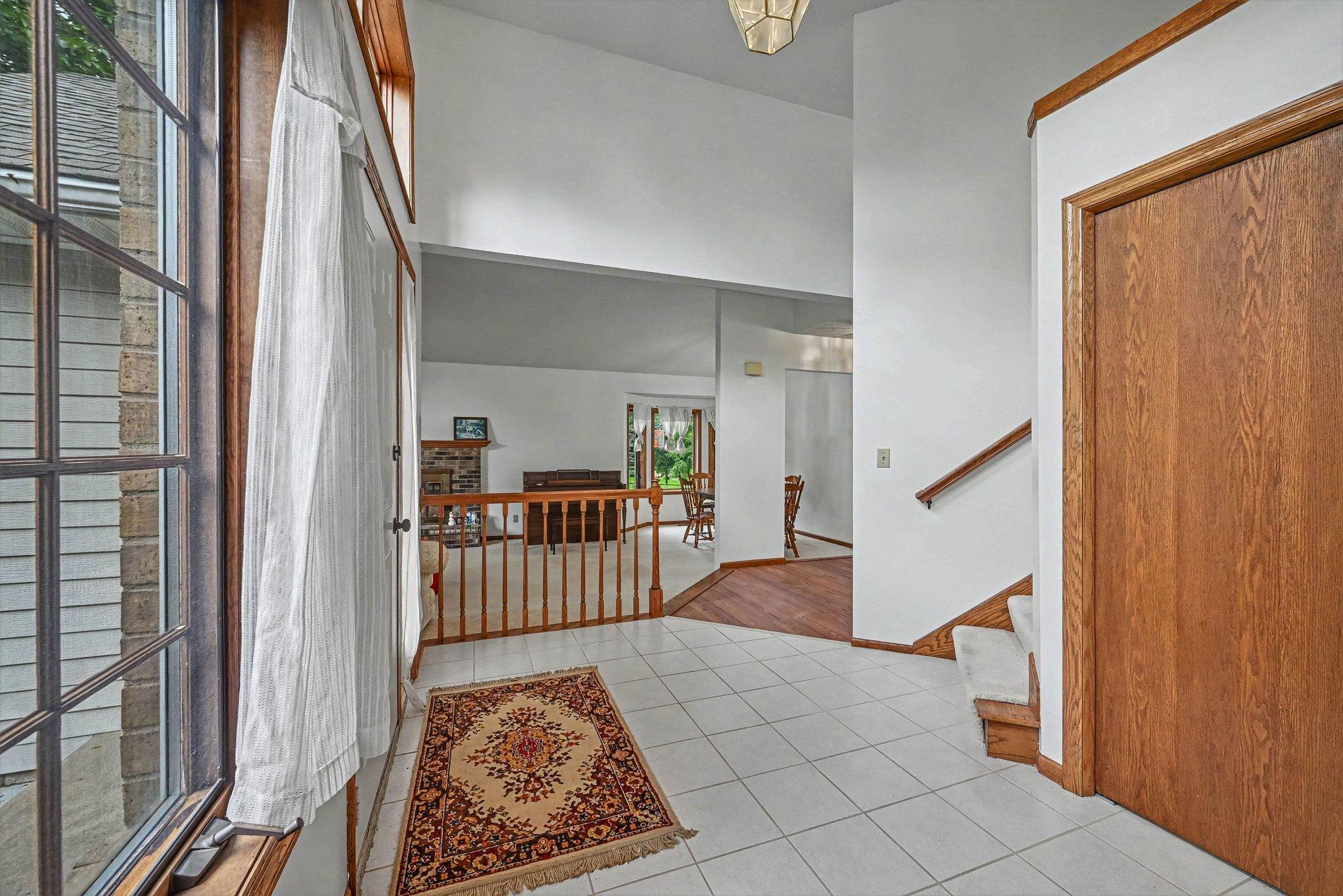 View of Residential at 2522 Windsor Lane, Woodbury MN 55125, Woodbury (6 of 40) - Mike Wilen | Minnesota Team Real Estate
