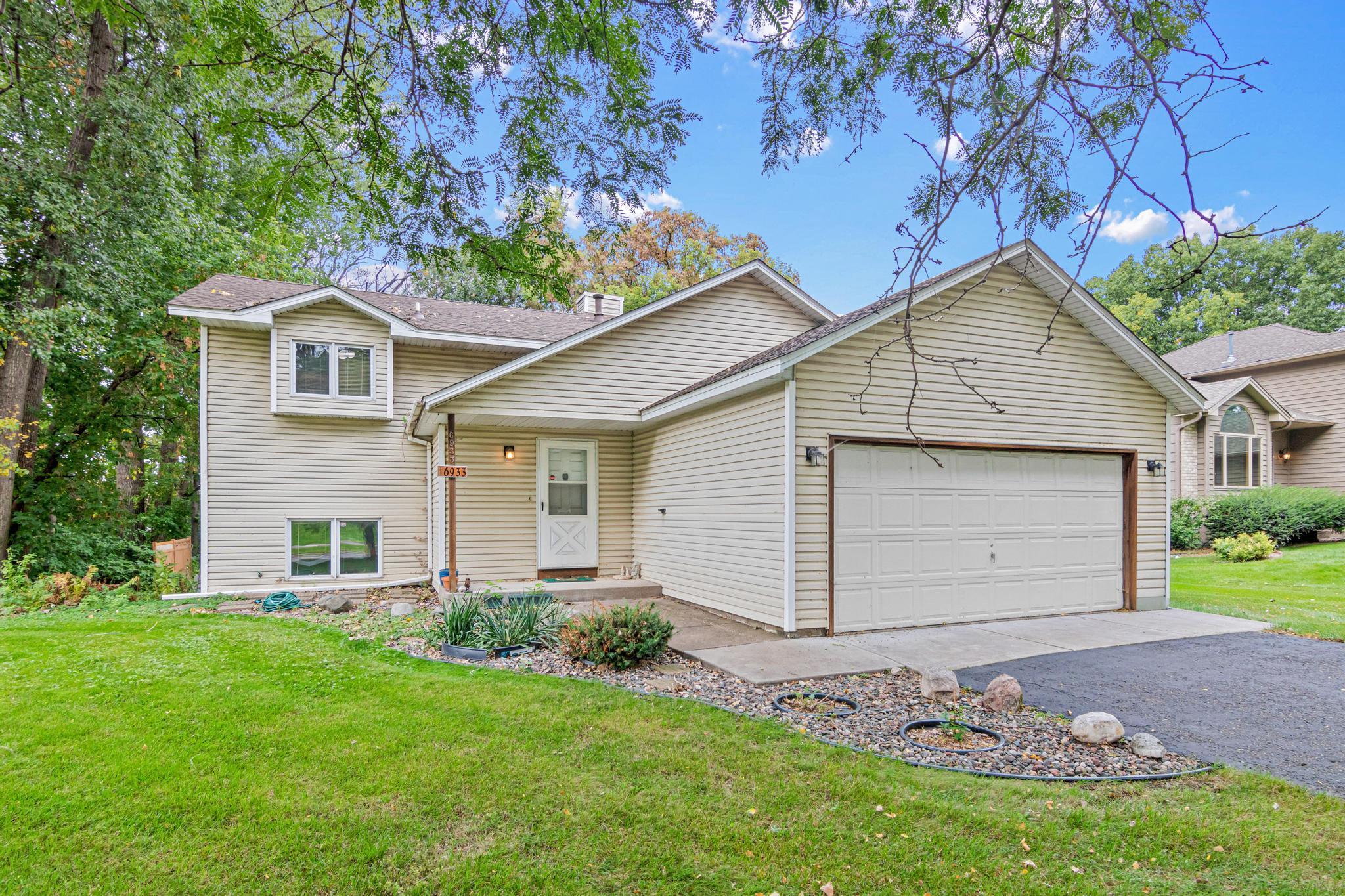 View of Residential at 6933 Magda Drive, Maple Grove MN 55369, Maple Grove (27 of 27) - Mike Wilen | Minnesota Team Real Estate